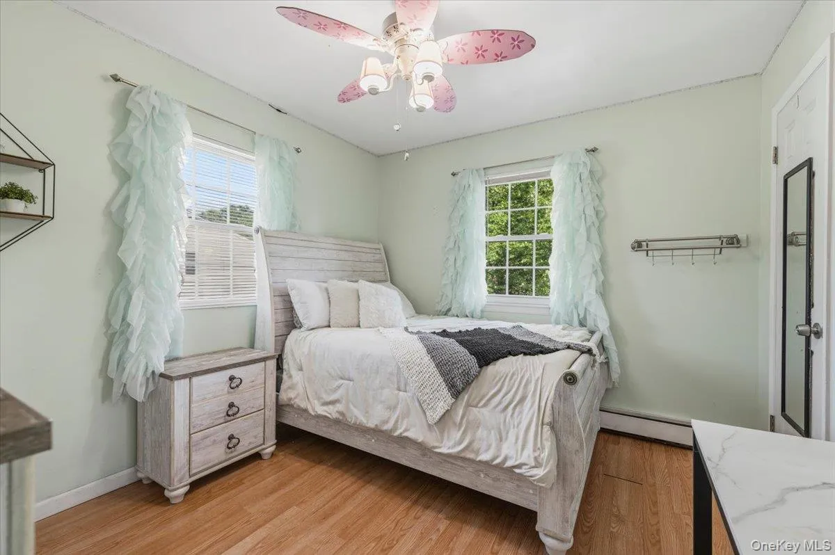 17 Nottingham Drive, Babylon, NY, 5 Bedrooms Bedrooms, 10 Rooms Rooms,2 BathroomsBathrooms,Residential,For Rent,Nottingham,0,1015779 17 Nottingham Drive, Babylon, NY, 5 Bedrooms Bedrooms, 10 Rooms Rooms,2 BathroomsBathrooms,Residential,For Rent,Nottingham,0,1015779