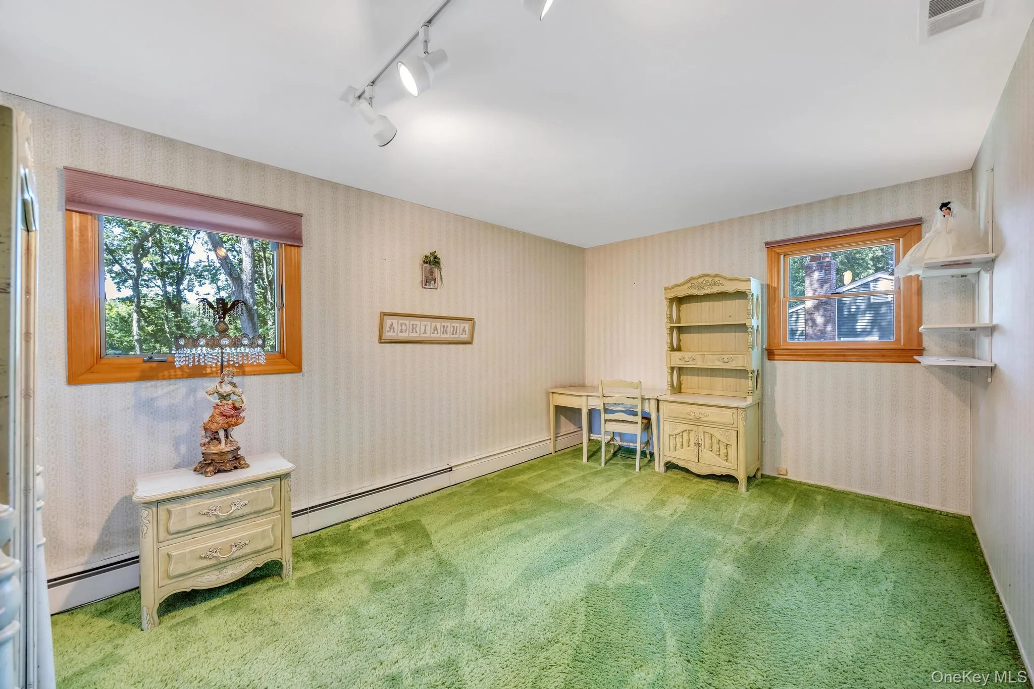 17 Cedar Place, Smithtown, NY, 4 Bedrooms Bedrooms, 9 Rooms Rooms,2 BathroomsBathrooms,Residential,For Rent,Cedar,0,1015782 17 Cedar Place, Smithtown, NY, 4 Bedrooms Bedrooms, 9 Rooms Rooms,2 BathroomsBathrooms,Residential,For Rent,Cedar,0,1015782