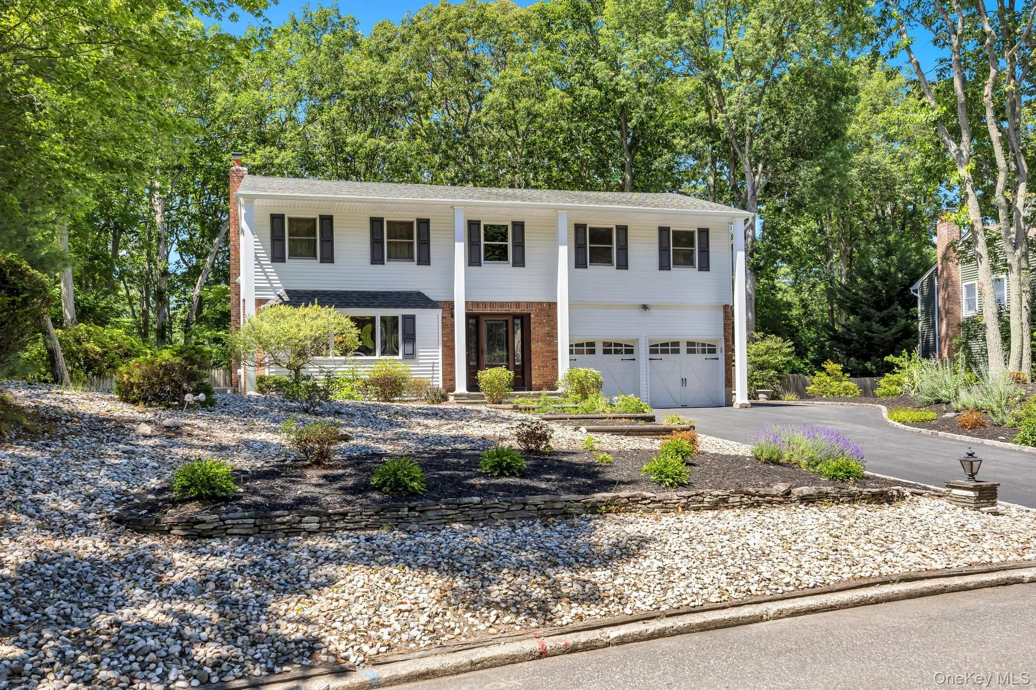 17 Cedar Place, Smithtown, NY, 4 Bedrooms Bedrooms, 9 Rooms Rooms,2 BathroomsBathrooms,Residential,For Rent,Cedar,0,1015782 17 Cedar Place, Smithtown, NY, 4 Bedrooms Bedrooms, 9 Rooms Rooms,2 BathroomsBathrooms,Residential,For Rent,Cedar,0,1015782