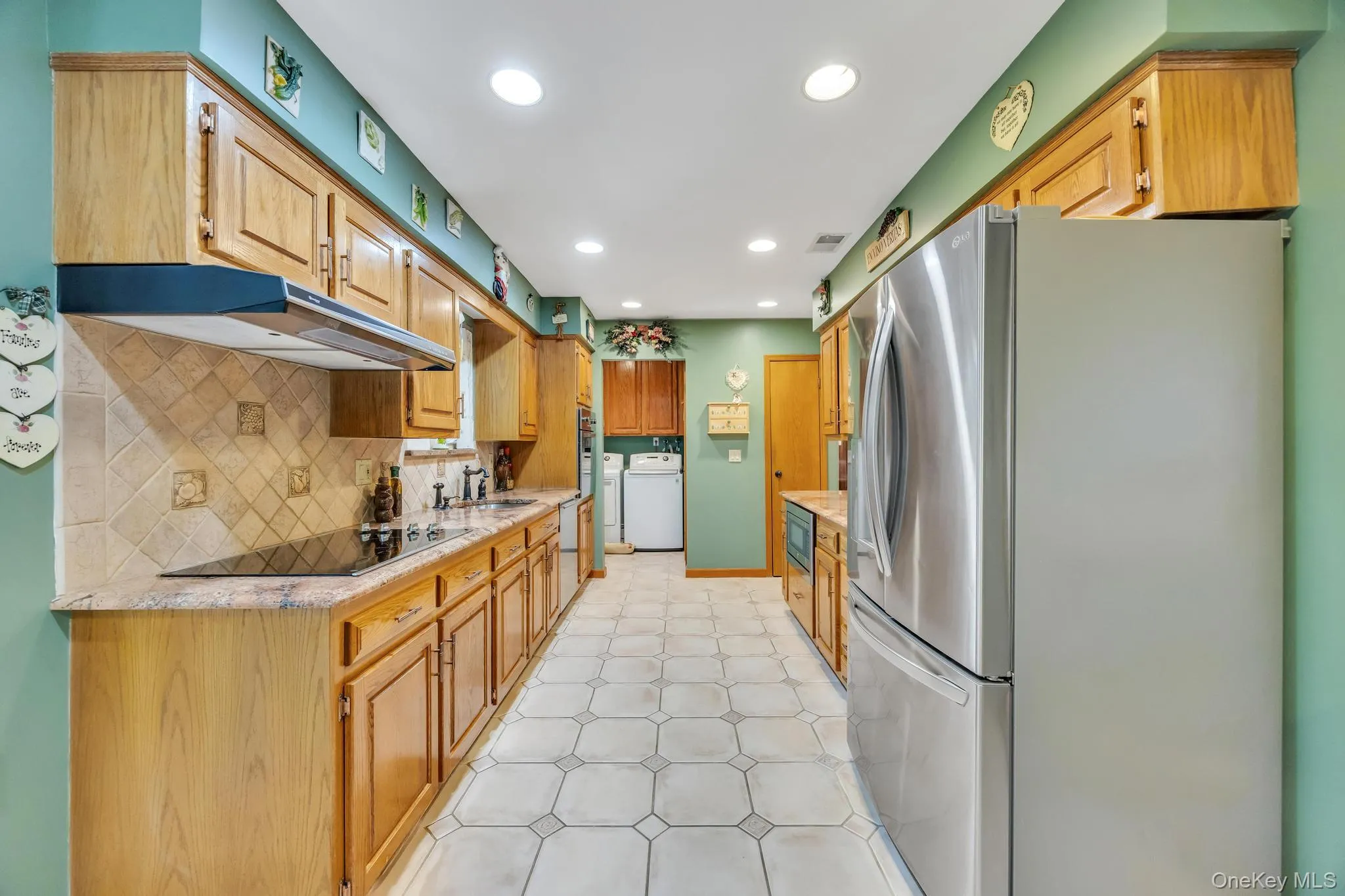 17 Cedar Place, Smithtown, NY, 4 Bedrooms Bedrooms, 9 Rooms Rooms,2 BathroomsBathrooms,Residential,For Rent,Cedar,0,1015782 17 Cedar Place, Smithtown, NY, 4 Bedrooms Bedrooms, 9 Rooms Rooms,2 BathroomsBathrooms,Residential,For Rent,Cedar,0,1015782
