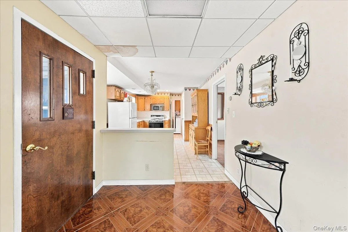 24 A Edgewater Park, New York, NY, 2 Bedrooms Bedrooms, 5 Rooms Rooms,1 BathroomBathrooms,Residential,For Rent,Edgewater Park,0,1015790 24 A Edgewater Park, New York, NY, 2 Bedrooms Bedrooms, 5 Rooms Rooms,1 BathroomBathrooms,Residential,For Rent,Edgewater Park,0,1015790