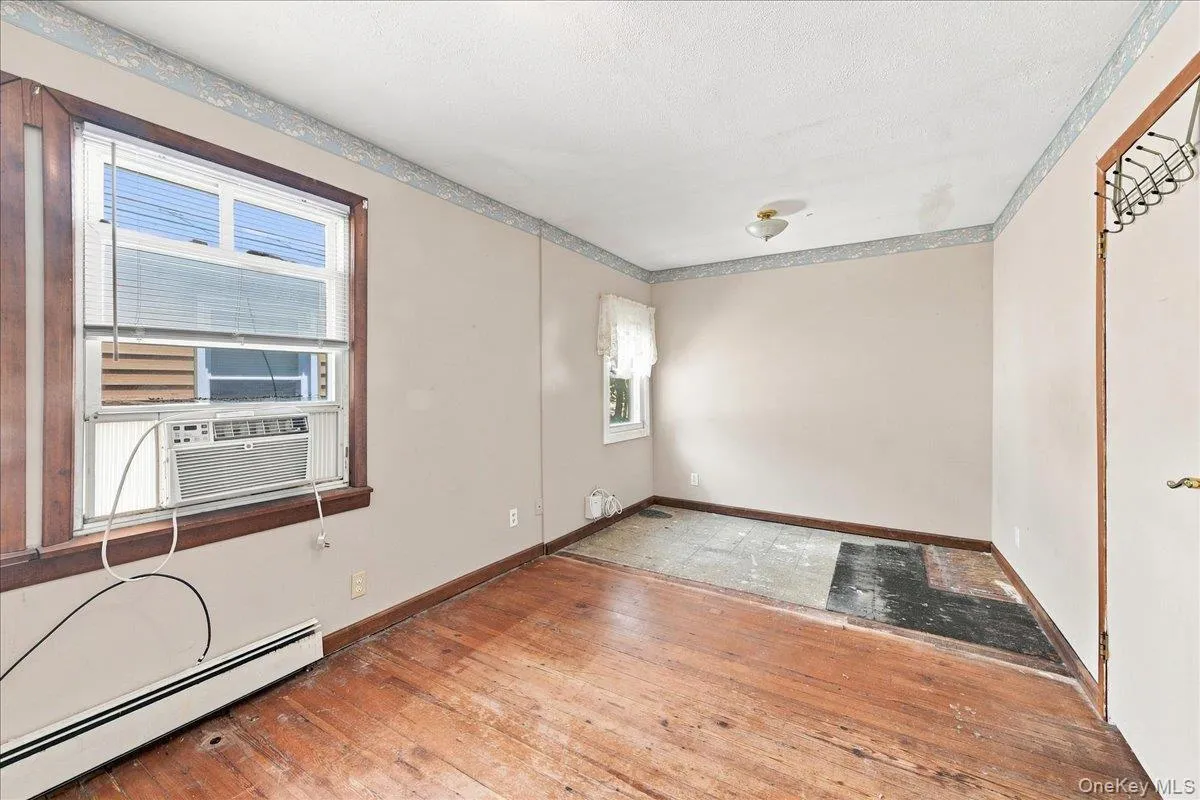 24 A Edgewater Park, New York, NY, 2 Bedrooms Bedrooms, 5 Rooms Rooms,1 BathroomBathrooms,Residential,For Rent,Edgewater Park,0,1015790 24 A Edgewater Park, New York, NY, 2 Bedrooms Bedrooms, 5 Rooms Rooms,1 BathroomBathrooms,Residential,For Rent,Edgewater Park,0,1015790
