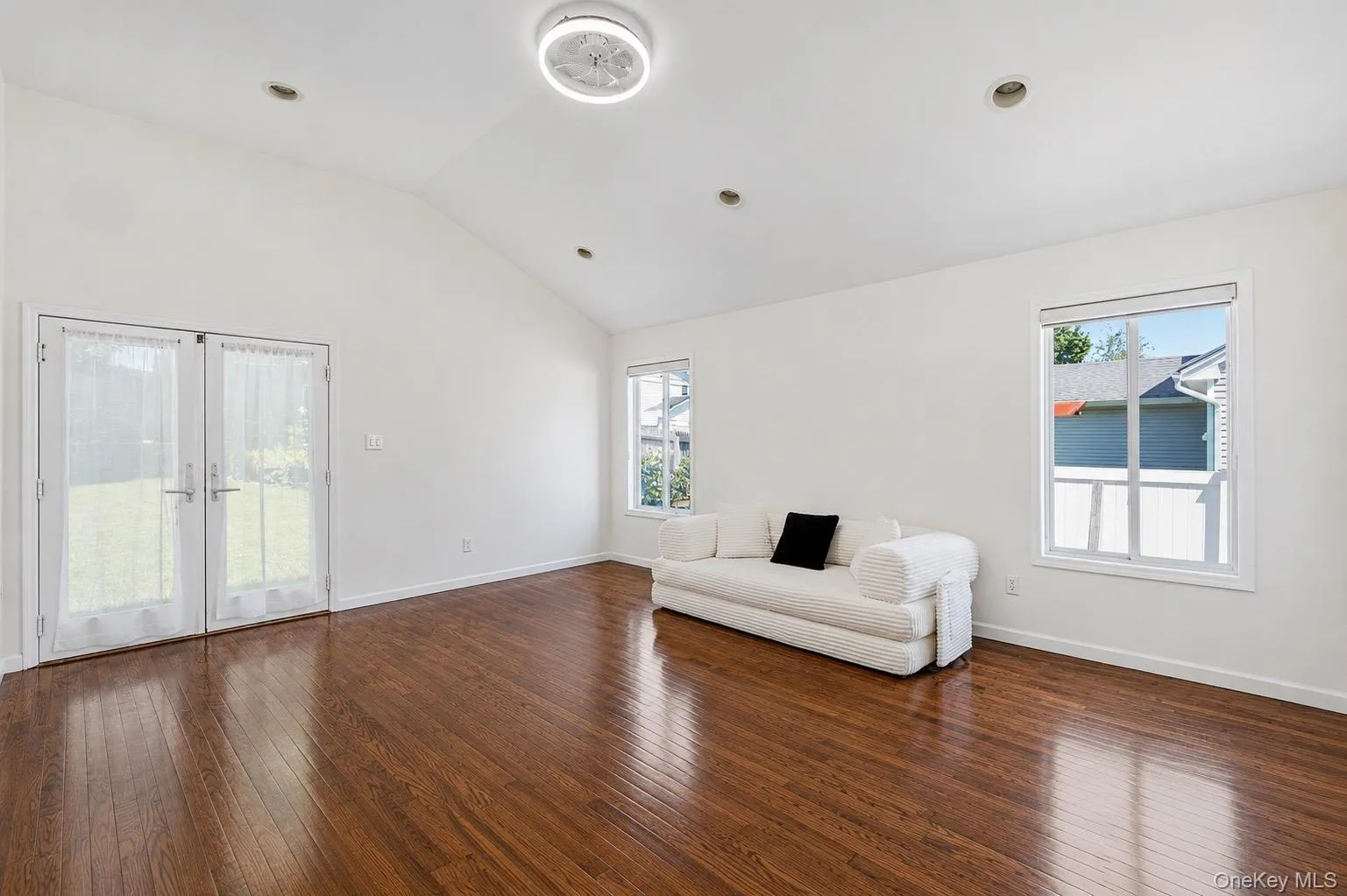 5 Willets Drive, Oyster Bay, NY, 3 Bedrooms Bedrooms, 8 Rooms Rooms,3 BathroomsBathrooms,Residential,For Rent,Willets,0,1015791 5 Willets Drive, Oyster Bay, NY, 3 Bedrooms Bedrooms, 8 Rooms Rooms,3 BathroomsBathrooms,Residential,For Rent,Willets,0,1015791