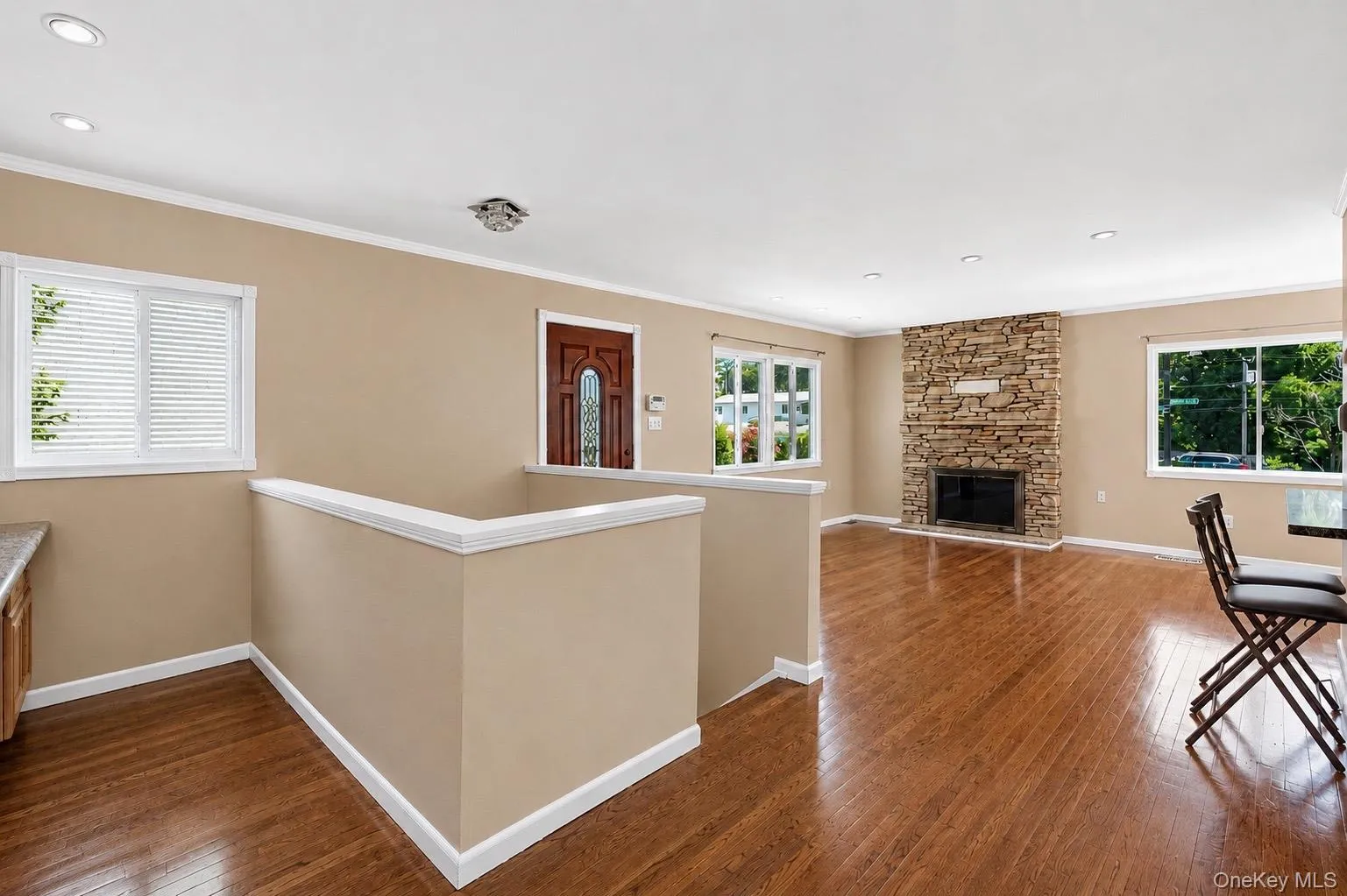 5 Willets Drive, Oyster Bay, NY, 3 Bedrooms Bedrooms, 8 Rooms Rooms,3 BathroomsBathrooms,Residential,For Rent,Willets,0,1015791 5 Willets Drive, Oyster Bay, NY, 3 Bedrooms Bedrooms, 8 Rooms Rooms,3 BathroomsBathrooms,Residential,For Rent,Willets,0,1015791
