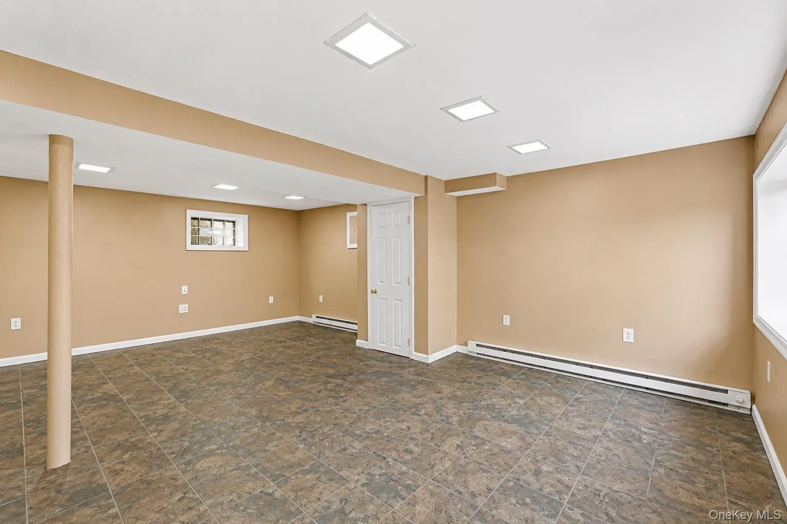 5 Willets Drive, Oyster Bay, NY, 3 Bedrooms Bedrooms, 8 Rooms Rooms,3 BathroomsBathrooms,Residential,For Rent,Willets,0,1015791 5 Willets Drive, Oyster Bay, NY, 3 Bedrooms Bedrooms, 8 Rooms Rooms,3 BathroomsBathrooms,Residential,For Rent,Willets,0,1015791