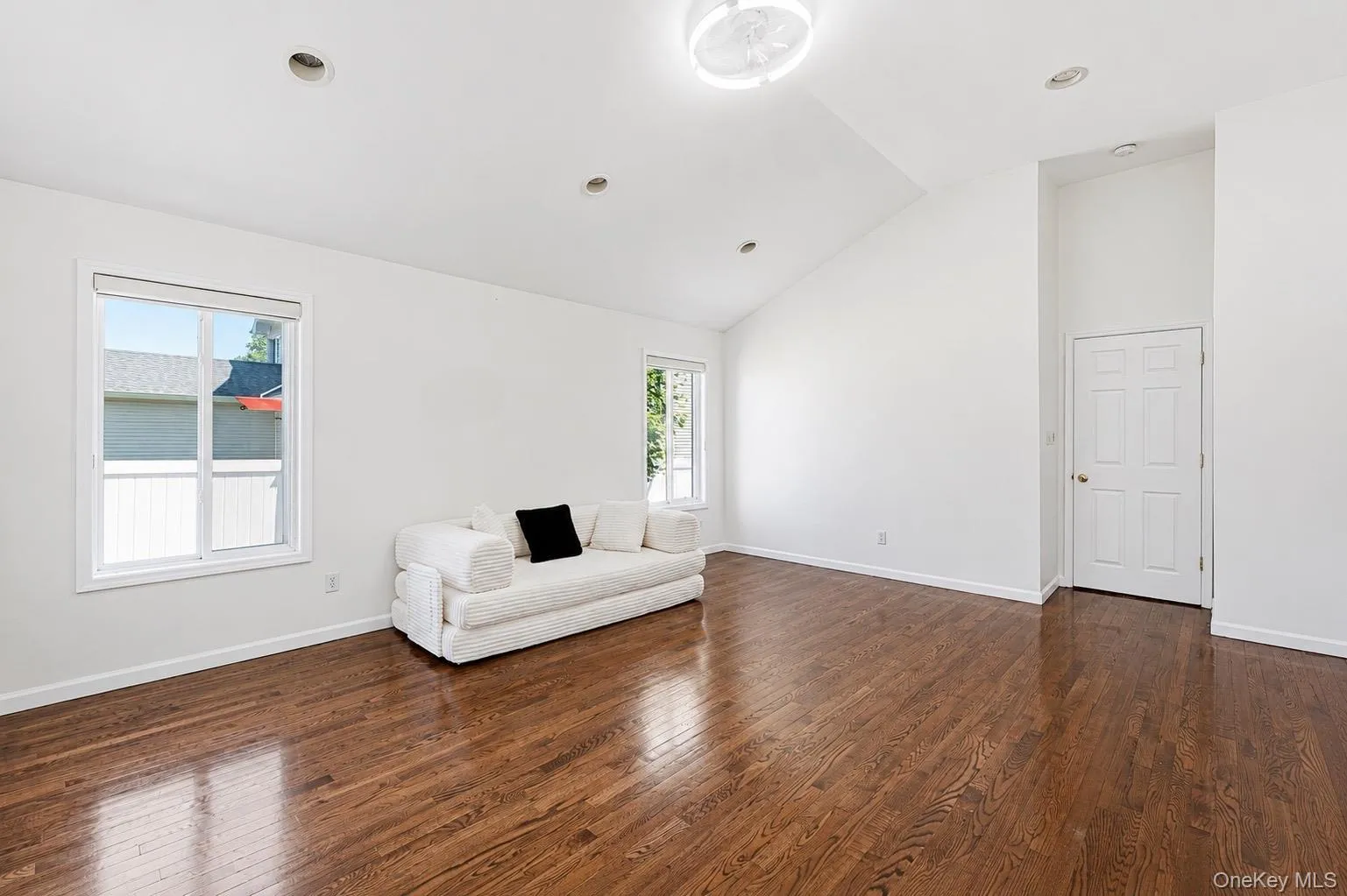 5 Willets Drive, Oyster Bay, NY, 3 Bedrooms Bedrooms, 8 Rooms Rooms,3 BathroomsBathrooms,Residential,For Rent,Willets,0,1015791 5 Willets Drive, Oyster Bay, NY, 3 Bedrooms Bedrooms, 8 Rooms Rooms,3 BathroomsBathrooms,Residential,For Rent,Willets,0,1015791