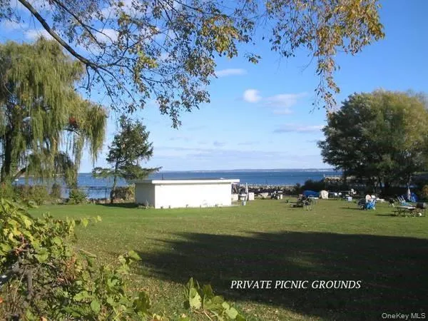 10 DAVENPORT Avenue, New Rochelle, NY, 1 Bedroom Bedrooms, 3 Rooms Rooms,1 BathroomBathrooms,Residential,For Rent,DAVENPORT,0,1015795 10 DAVENPORT Avenue, New Rochelle, NY, 1 Bedroom Bedrooms, 3 Rooms Rooms,1 BathroomBathrooms,Residential,For Rent,DAVENPORT,0,1015795