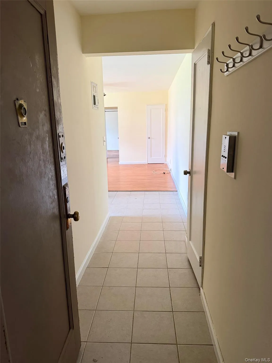10 DAVENPORT Avenue, New Rochelle, NY, 1 Bedroom Bedrooms, 3 Rooms Rooms,1 BathroomBathrooms,Residential,For Rent,DAVENPORT,0,1015795 10 DAVENPORT Avenue, New Rochelle, NY, 1 Bedroom Bedrooms, 3 Rooms Rooms,1 BathroomBathrooms,Residential,For Rent,DAVENPORT,0,1015795