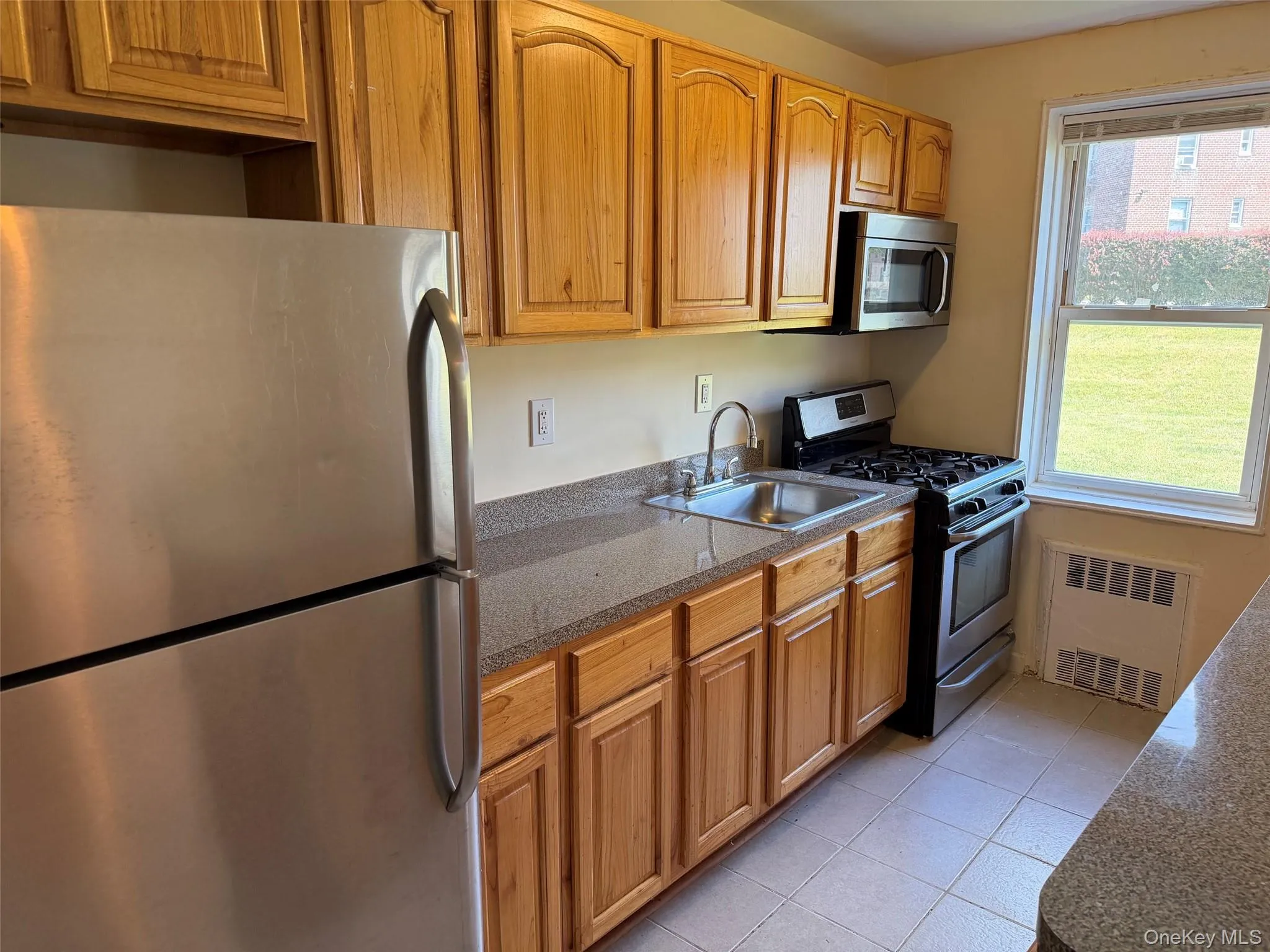 10 DAVENPORT Avenue, New Rochelle, NY, 1 Bedroom Bedrooms, 3 Rooms Rooms,1 BathroomBathrooms,Residential,For Rent,DAVENPORT,0,1015795 10 DAVENPORT Avenue, New Rochelle, NY, 1 Bedroom Bedrooms, 3 Rooms Rooms,1 BathroomBathrooms,Residential,For Rent,DAVENPORT,0,1015795