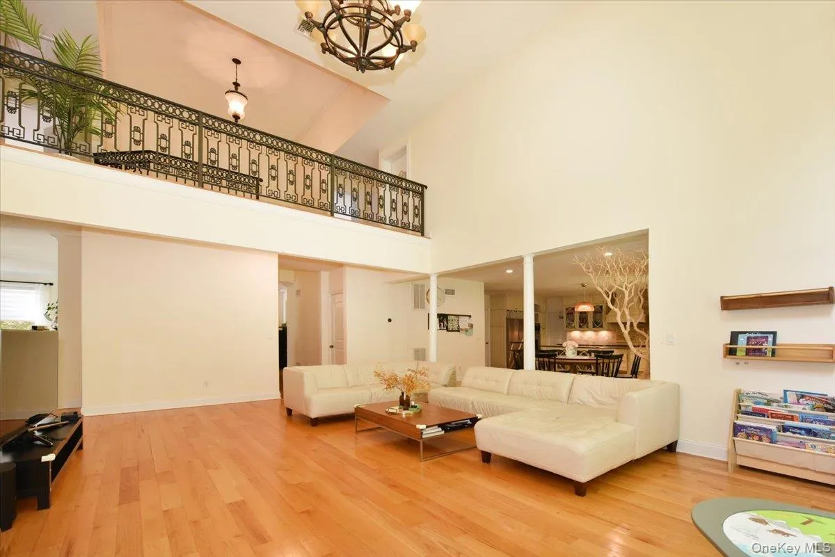 245 Harbor Hill Road, North Hempstead, NY, 5 Bedrooms Bedrooms, 11 Rooms Rooms,4 BathroomsBathrooms,Residential,For Rent,Harbor Hill,0,1015799 245 Harbor Hill Road, North Hempstead, NY, 5 Bedrooms Bedrooms, 11 Rooms Rooms,4 BathroomsBathrooms,Residential,For Rent,Harbor Hill,0,1015799