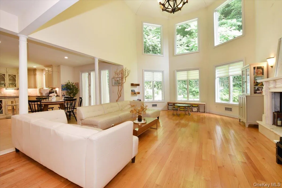 245 Harbor Hill Road, North Hempstead, NY, 5 Bedrooms Bedrooms, 11 Rooms Rooms,4 BathroomsBathrooms,Residential,For Rent,Harbor Hill,0,1015799 245 Harbor Hill Road, North Hempstead, NY, 5 Bedrooms Bedrooms, 11 Rooms Rooms,4 BathroomsBathrooms,Residential,For Rent,Harbor Hill,0,1015799