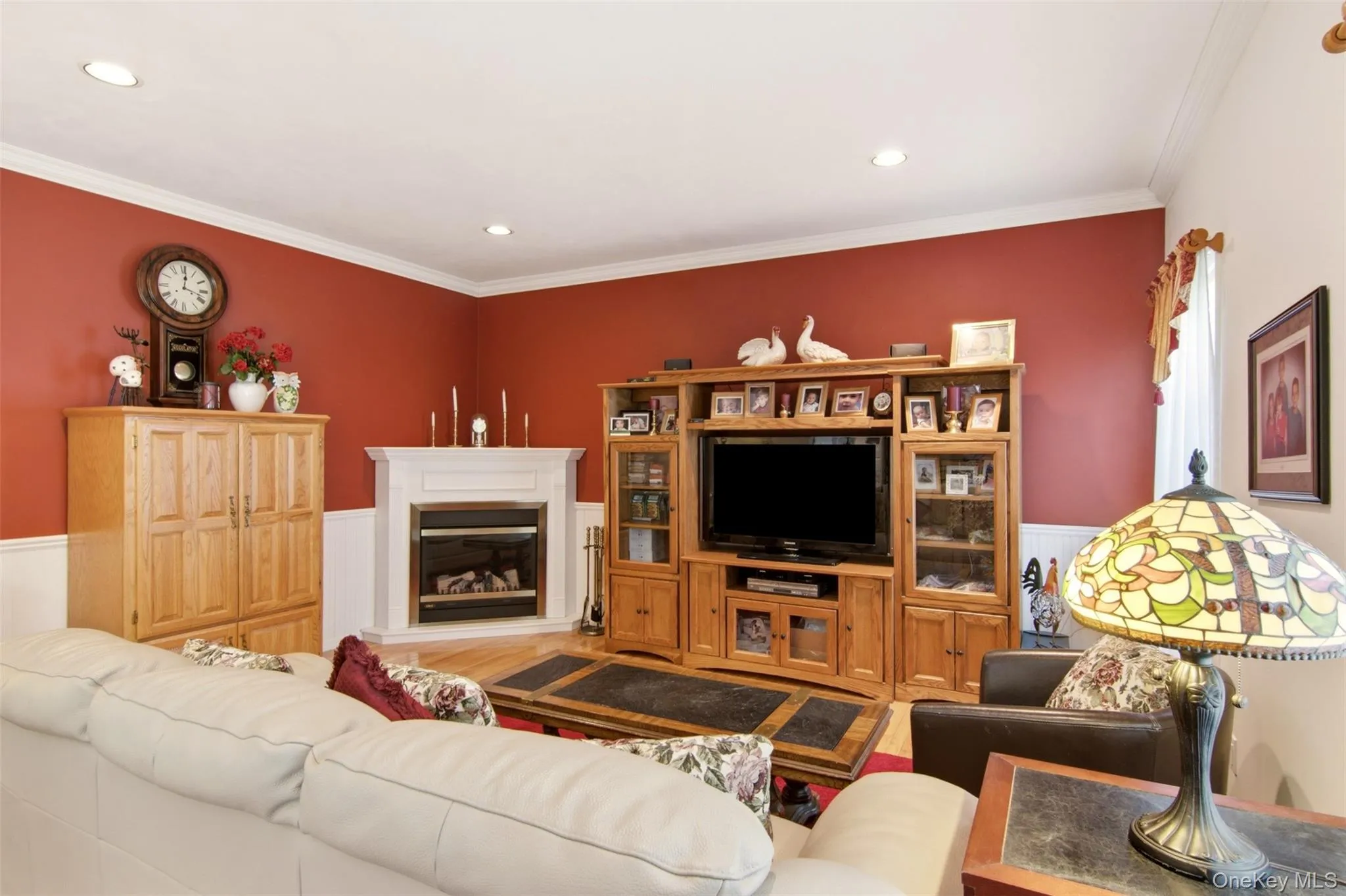 with crown molding with crown molding