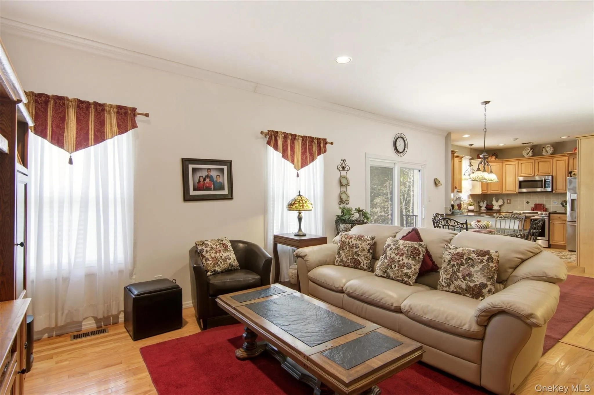 15 Scenicview Crescent, Brookhaven, NY, 4 Bedrooms Bedrooms, 8 Rooms Rooms,2 BathroomsBathrooms,Residential,For Rent,Scenicview,0,1015800 15 Scenicview Crescent, Brookhaven, NY, 4 Bedrooms Bedrooms, 8 Rooms Rooms,2 BathroomsBathrooms,Residential,For Rent,Scenicview,0,1015800