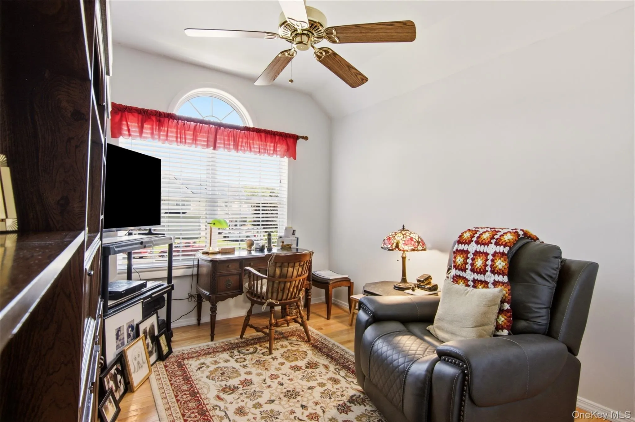 4th bedroom with hardwood oak flooring 4th bedroom with hardwood oak flooring