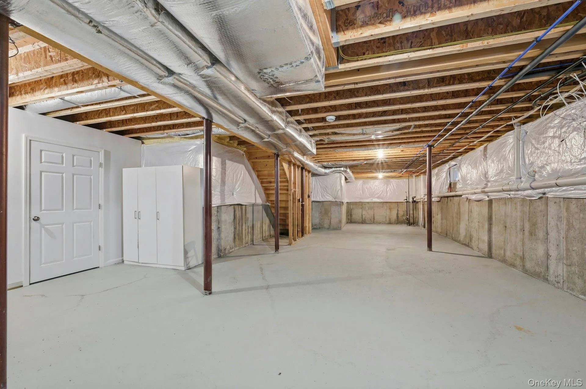163 AUGUSTA Drive, Brookhaven, NY, 2 Bedrooms Bedrooms, 7 Rooms Rooms,2 BathroomsBathrooms,Residential,For Rent,AUGUSTA,0,1015803 163 AUGUSTA Drive, Brookhaven, NY, 2 Bedrooms Bedrooms, 7 Rooms Rooms,2 BathroomsBathrooms,Residential,For Rent,AUGUSTA,0,1015803