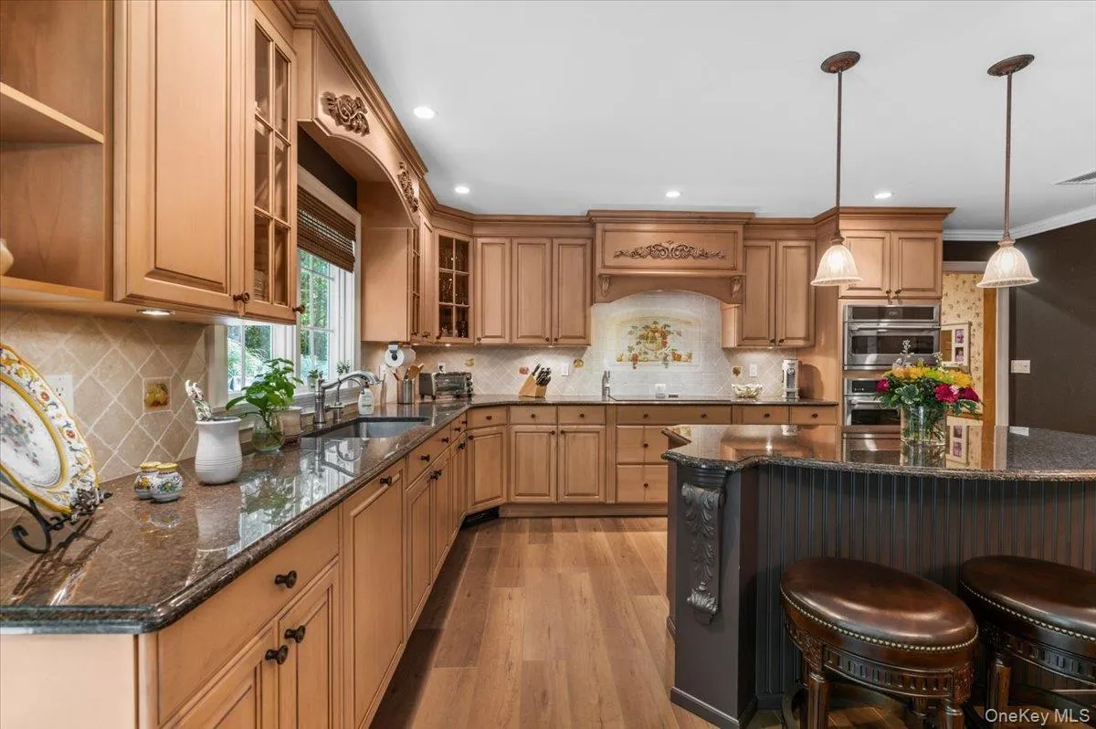 10 Serene Court, Huntington, NY, 6 Bedrooms Bedrooms, 11 Rooms Rooms,4 BathroomsBathrooms,Residential,For Rent,Serene,0,1015804 10 Serene Court, Huntington, NY, 6 Bedrooms Bedrooms, 11 Rooms Rooms,4 BathroomsBathrooms,Residential,For Rent,Serene,0,1015804