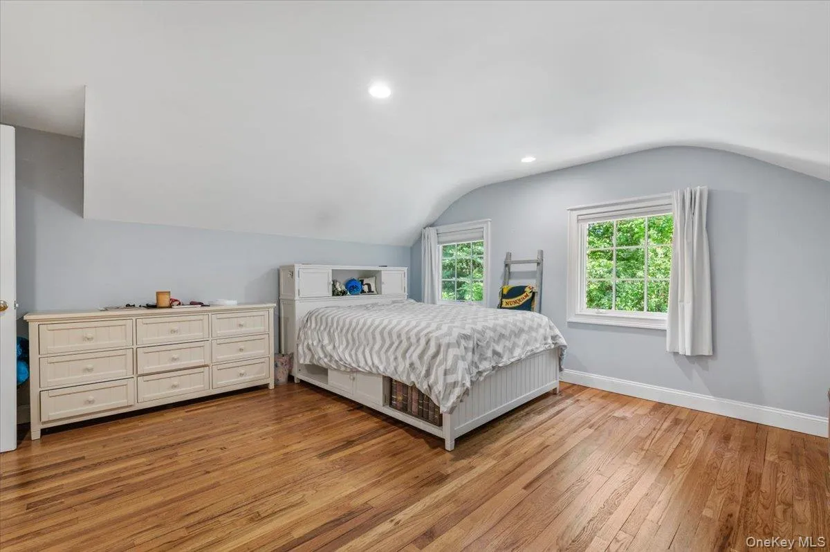 10 Serene Court, Huntington, NY, 6 Bedrooms Bedrooms, 11 Rooms Rooms,4 BathroomsBathrooms,Residential,For Rent,Serene,0,1015804 10 Serene Court, Huntington, NY, 6 Bedrooms Bedrooms, 11 Rooms Rooms,4 BathroomsBathrooms,Residential,For Rent,Serene,0,1015804