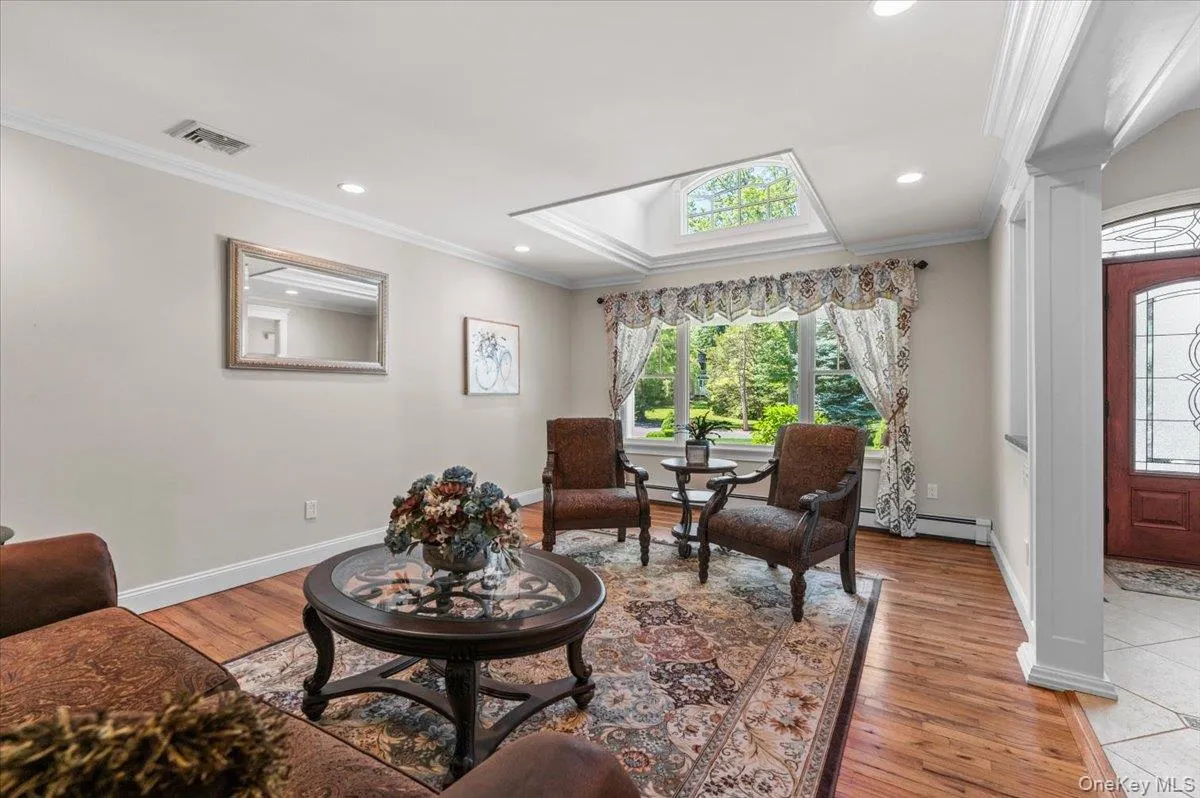 10 Serene Court, Huntington, NY, 6 Bedrooms Bedrooms, 11 Rooms Rooms,4 BathroomsBathrooms,Residential,For Rent,Serene,0,1015804 10 Serene Court, Huntington, NY, 6 Bedrooms Bedrooms, 11 Rooms Rooms,4 BathroomsBathrooms,Residential,For Rent,Serene,0,1015804