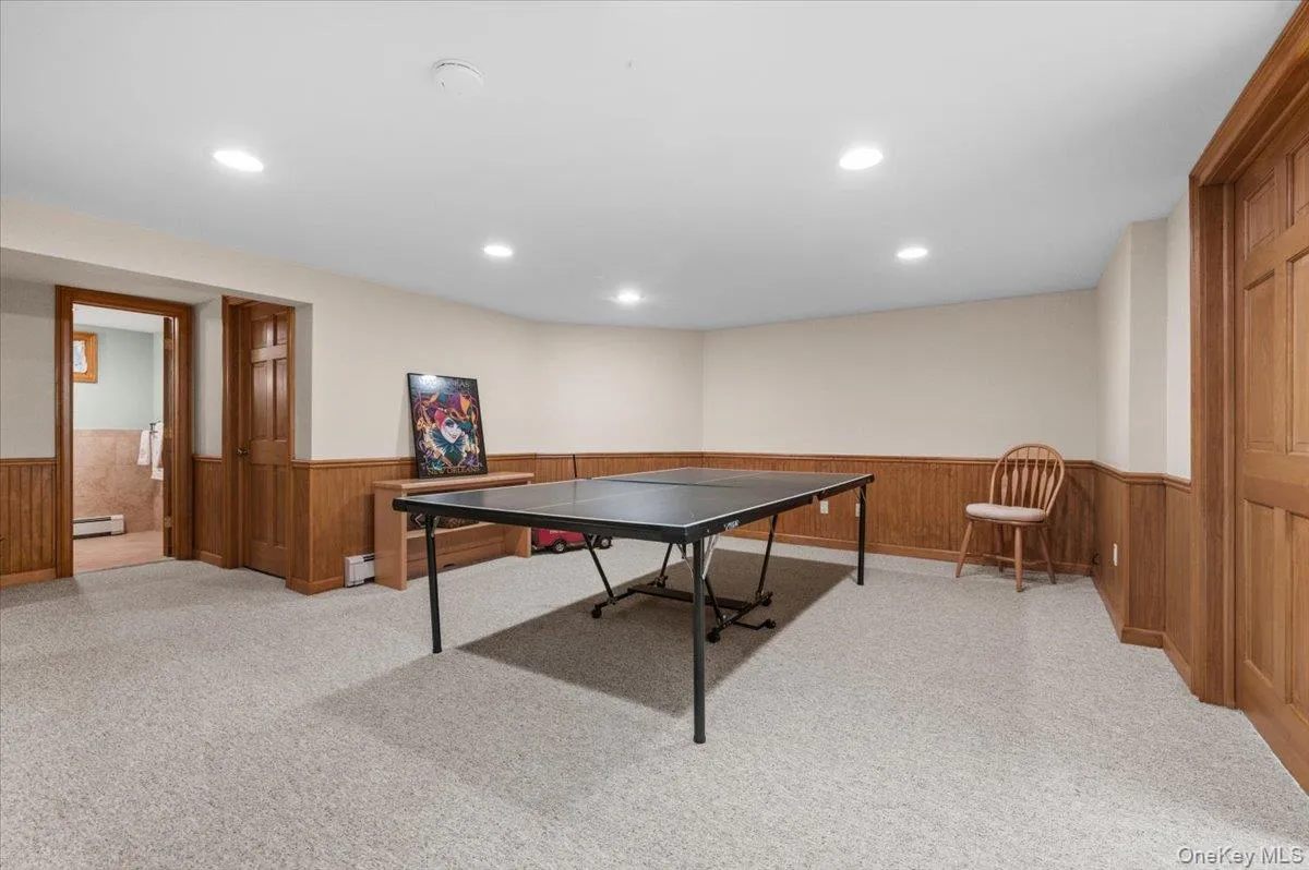 10 Serene Court, Huntington, NY, 6 Bedrooms Bedrooms, 11 Rooms Rooms,4 BathroomsBathrooms,Residential,For Rent,Serene,0,1015804 10 Serene Court, Huntington, NY, 6 Bedrooms Bedrooms, 11 Rooms Rooms,4 BathroomsBathrooms,Residential,For Rent,Serene,0,1015804