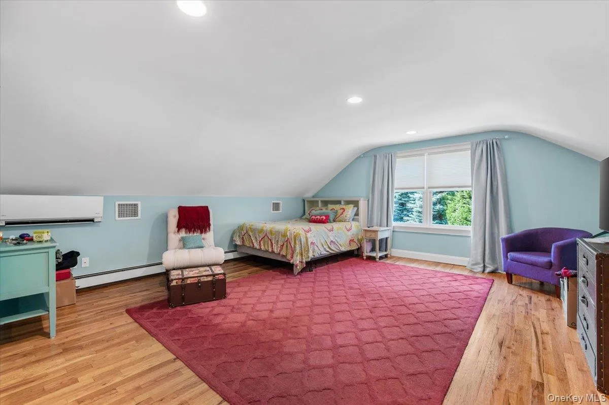 10 Serene Court, Huntington, NY, 6 Bedrooms Bedrooms, 11 Rooms Rooms,4 BathroomsBathrooms,Residential,For Rent,Serene,0,1015804 10 Serene Court, Huntington, NY, 6 Bedrooms Bedrooms, 11 Rooms Rooms,4 BathroomsBathrooms,Residential,For Rent,Serene,0,1015804