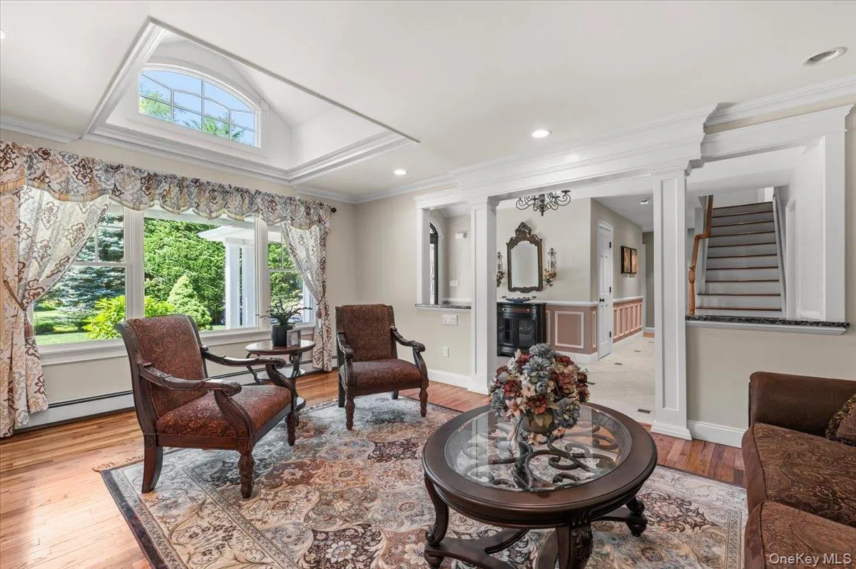 10 Serene Court, Huntington, NY, 6 Bedrooms Bedrooms, 11 Rooms Rooms,4 BathroomsBathrooms,Residential,For Rent,Serene,0,1015804 10 Serene Court, Huntington, NY, 6 Bedrooms Bedrooms, 11 Rooms Rooms,4 BathroomsBathrooms,Residential,For Rent,Serene,0,1015804