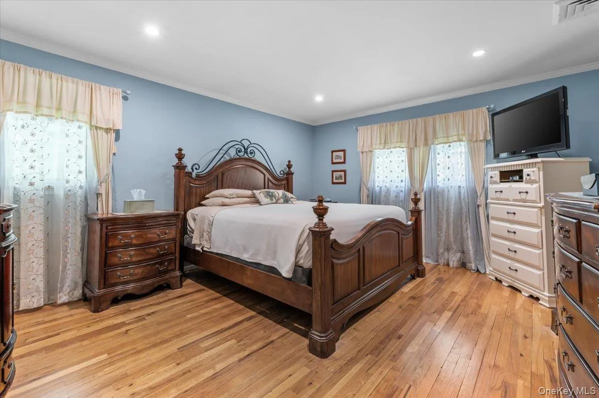 10 Serene Court, Huntington, NY, 6 Bedrooms Bedrooms, 11 Rooms Rooms,4 BathroomsBathrooms,Residential,For Rent,Serene,0,1015804 10 Serene Court, Huntington, NY, 6 Bedrooms Bedrooms, 11 Rooms Rooms,4 BathroomsBathrooms,Residential,For Rent,Serene,0,1015804
