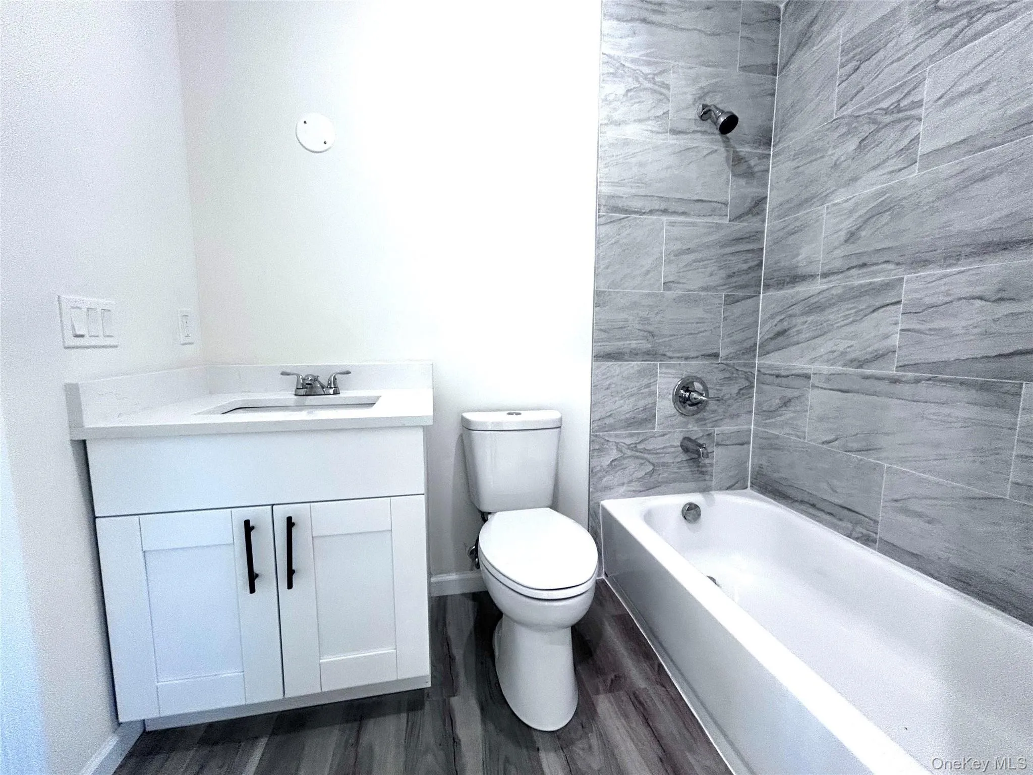 7 Highview Avenue, Stony Point, NY, 4 Bedrooms Bedrooms, 8 Rooms Rooms,3 BathroomsBathrooms,Residential,For Rent,Highview,0,1015808 7 Highview Avenue, Stony Point, NY, 4 Bedrooms Bedrooms, 8 Rooms Rooms,3 BathroomsBathrooms,Residential,For Rent,Highview,0,1015808