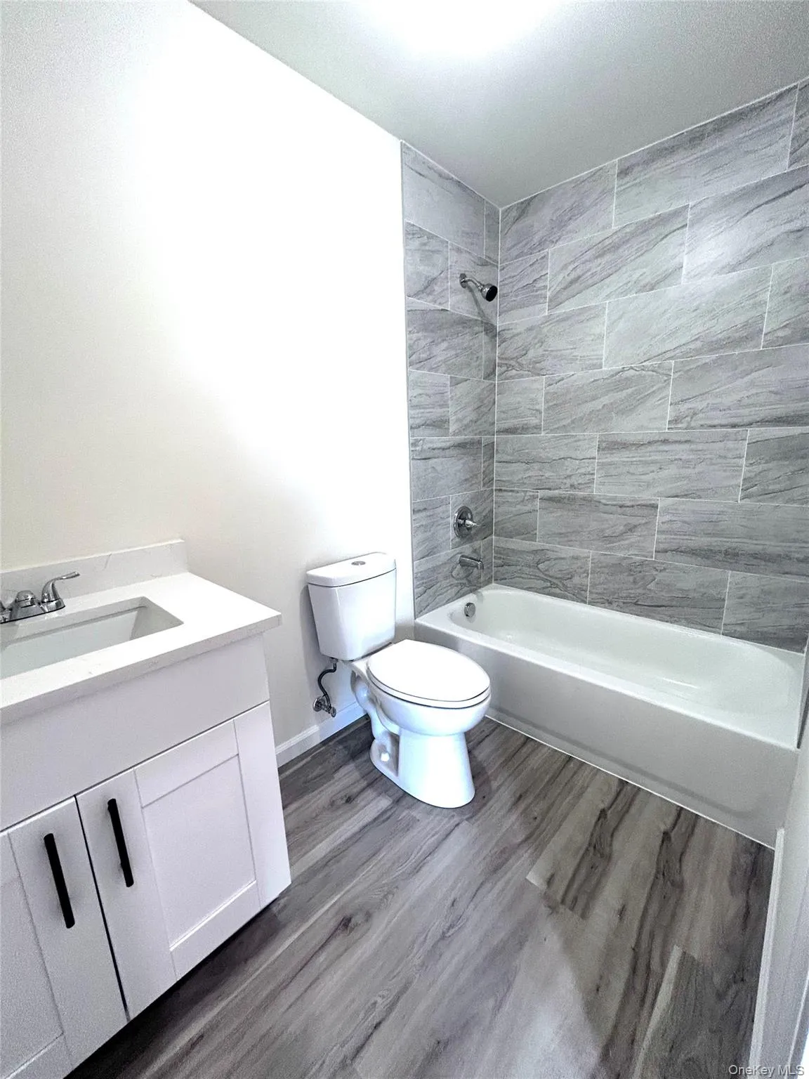 7 Highview Avenue, Stony Point, NY, 4 Bedrooms Bedrooms, 8 Rooms Rooms,3 BathroomsBathrooms,Residential,For Rent,Highview,0,1015808 7 Highview Avenue, Stony Point, NY, 4 Bedrooms Bedrooms, 8 Rooms Rooms,3 BathroomsBathrooms,Residential,For Rent,Highview,0,1015808
