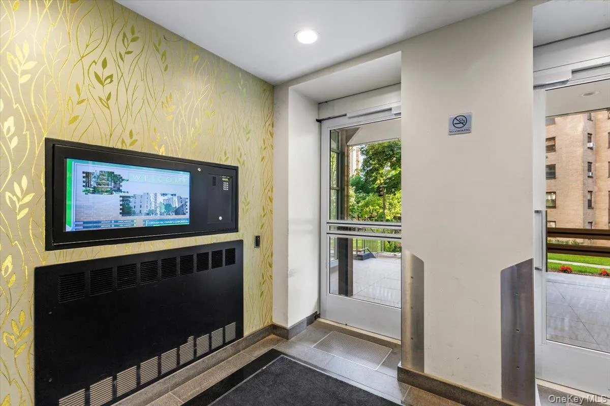 6 Fordham Hill Oval, New York, NY, 1 Bedroom Bedrooms, 4 Rooms Rooms,1 BathroomBathrooms,Residential,For Rent,Fordham Hill Oval,0,1015811 6 Fordham Hill Oval, New York, NY, 1 Bedroom Bedrooms, 4 Rooms Rooms,1 BathroomBathrooms,Residential,For Rent,Fordham Hill Oval,0,1015811