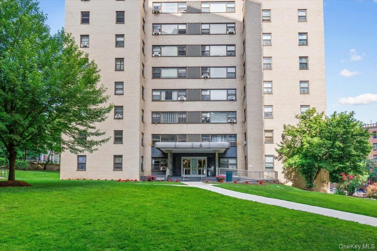 6 Fordham Hill Oval, New York, NY, 1 Bedroom Bedrooms, 4 Rooms Rooms,1 BathroomBathrooms,Residential,For Rent,Fordham Hill Oval,0,1015811 6 Fordham Hill Oval, New York, NY, 1 Bedroom Bedrooms, 4 Rooms Rooms,1 BathroomBathrooms,Residential,For Rent,Fordham Hill Oval,0,1015811