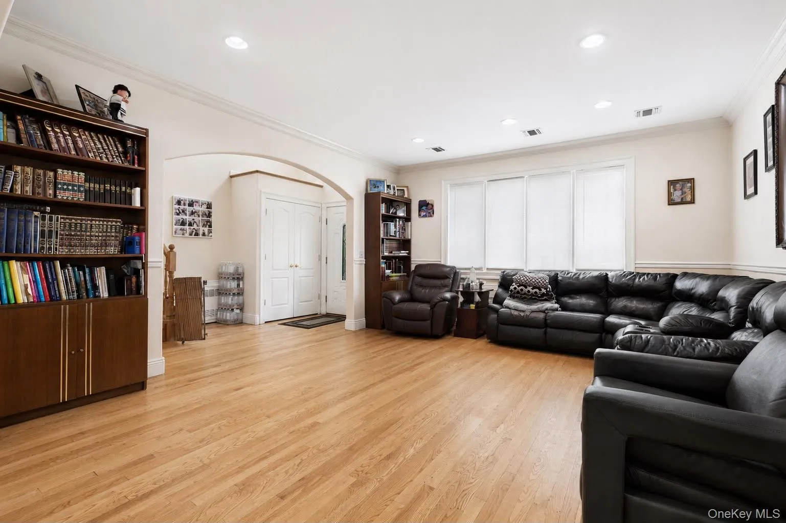 9 Cameo Ridge Road, Ramapo, NY, 9 Bedrooms Bedrooms, 12 Rooms Rooms,5 BathroomsBathrooms,Residential,For Rent,Cameo Ridge,0,1015823 9 Cameo Ridge Road, Ramapo, NY, 9 Bedrooms Bedrooms, 12 Rooms Rooms,5 BathroomsBathrooms,Residential,For Rent,Cameo Ridge,0,1015823