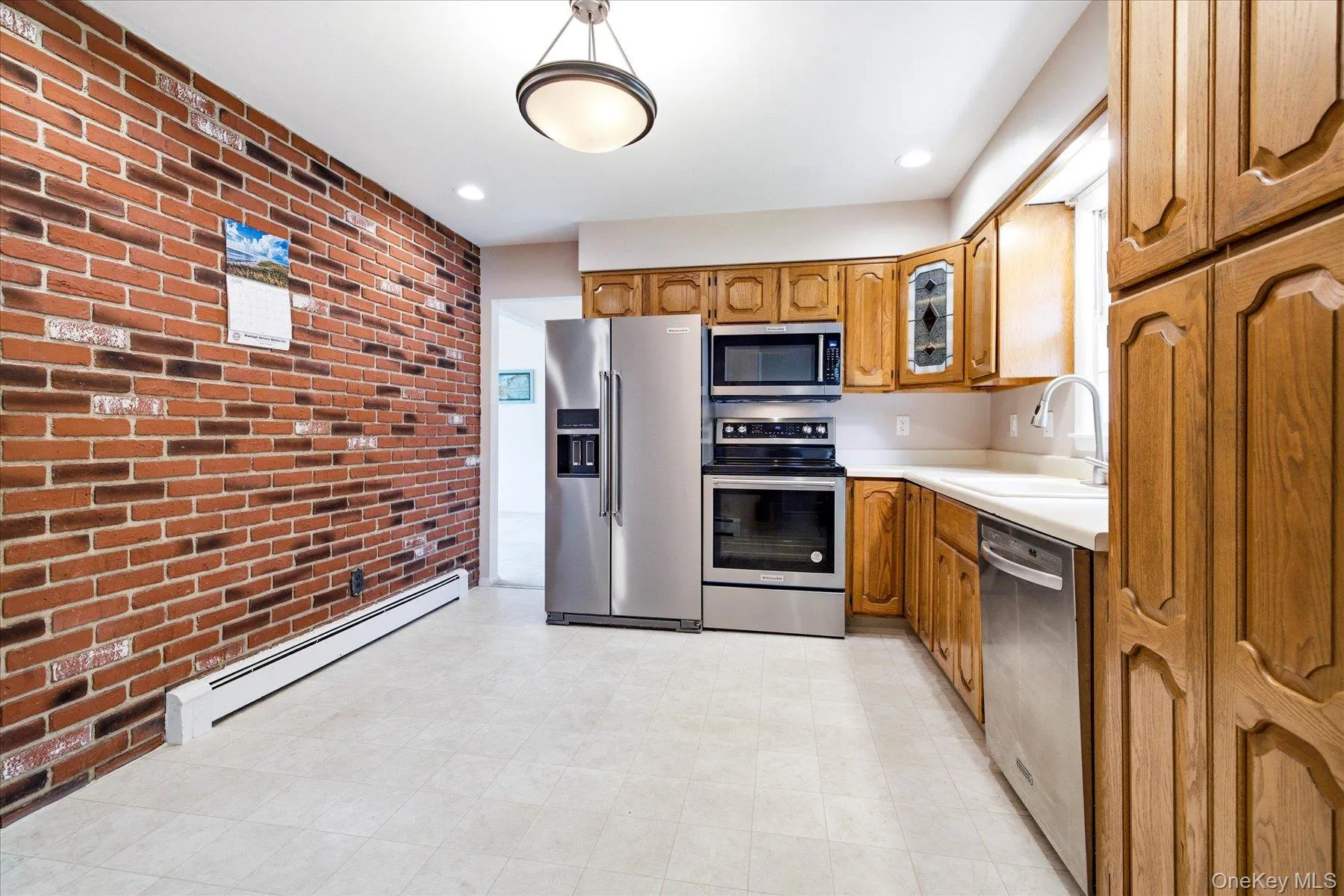 332 Marcy Street, West Babylon, NY, 3 Bedrooms Bedrooms, 7 Rooms Rooms,1 BathroomBathrooms,Residential,For Rent,Marcy,0,KEY1015824 332 Marcy Street, West Babylon, NY, 3 Bedrooms Bedrooms, 7 Rooms Rooms,1 BathroomBathrooms,Residential,For Rent,Marcy,0,KEY1015824