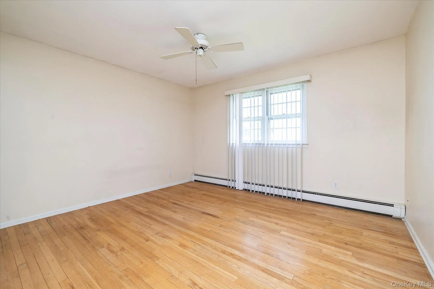 332 Marcy Street, West Babylon, NY, 3 Bedrooms Bedrooms, 7 Rooms Rooms,1 BathroomBathrooms,Residential,For Rent,Marcy,0,KEY1015824 332 Marcy Street, West Babylon, NY, 3 Bedrooms Bedrooms, 7 Rooms Rooms,1 BathroomBathrooms,Residential,For Rent,Marcy,0,KEY1015824