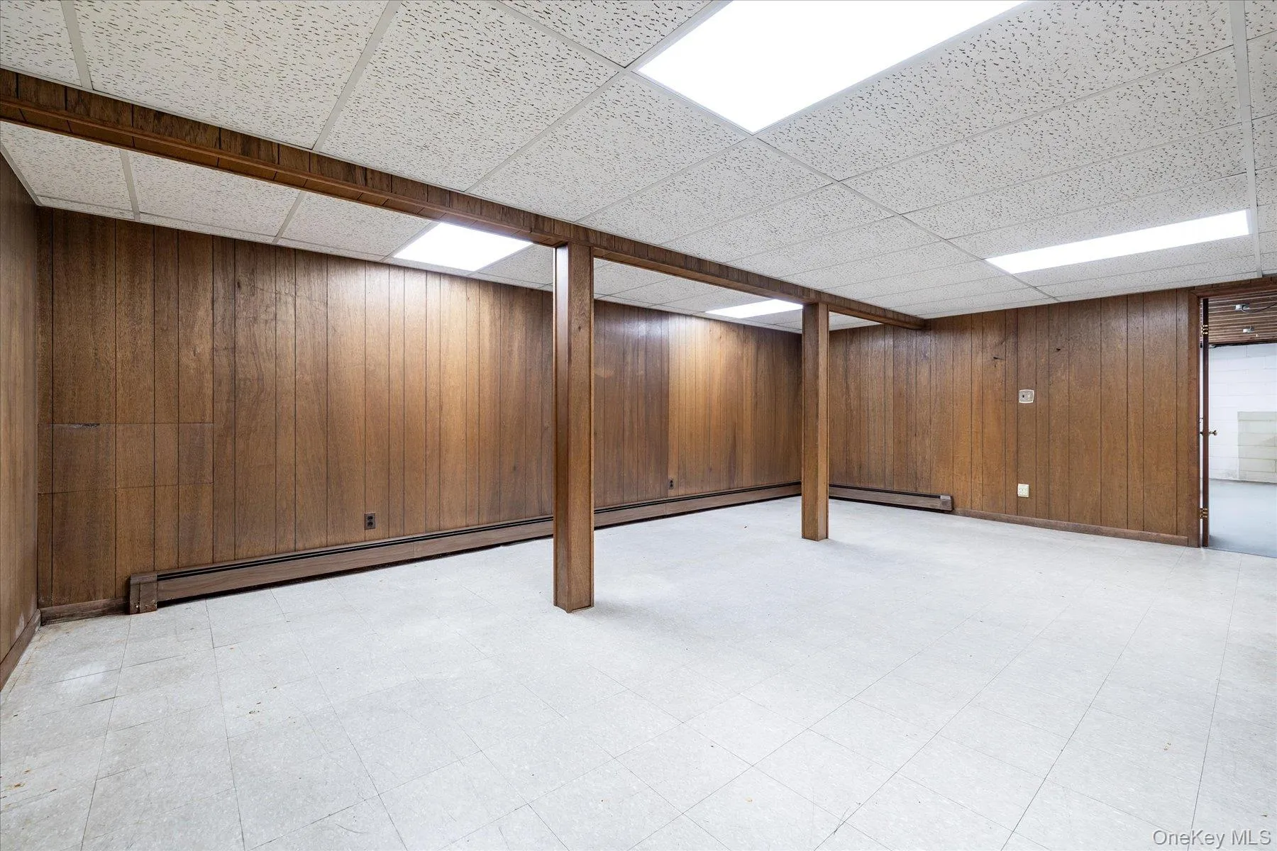 332 Marcy Street, West Babylon, NY, 3 Bedrooms Bedrooms, 7 Rooms Rooms,1 BathroomBathrooms,Residential,For Rent,Marcy,0,KEY1015824 332 Marcy Street, West Babylon, NY, 3 Bedrooms Bedrooms, 7 Rooms Rooms,1 BathroomBathrooms,Residential,For Rent,Marcy,0,KEY1015824