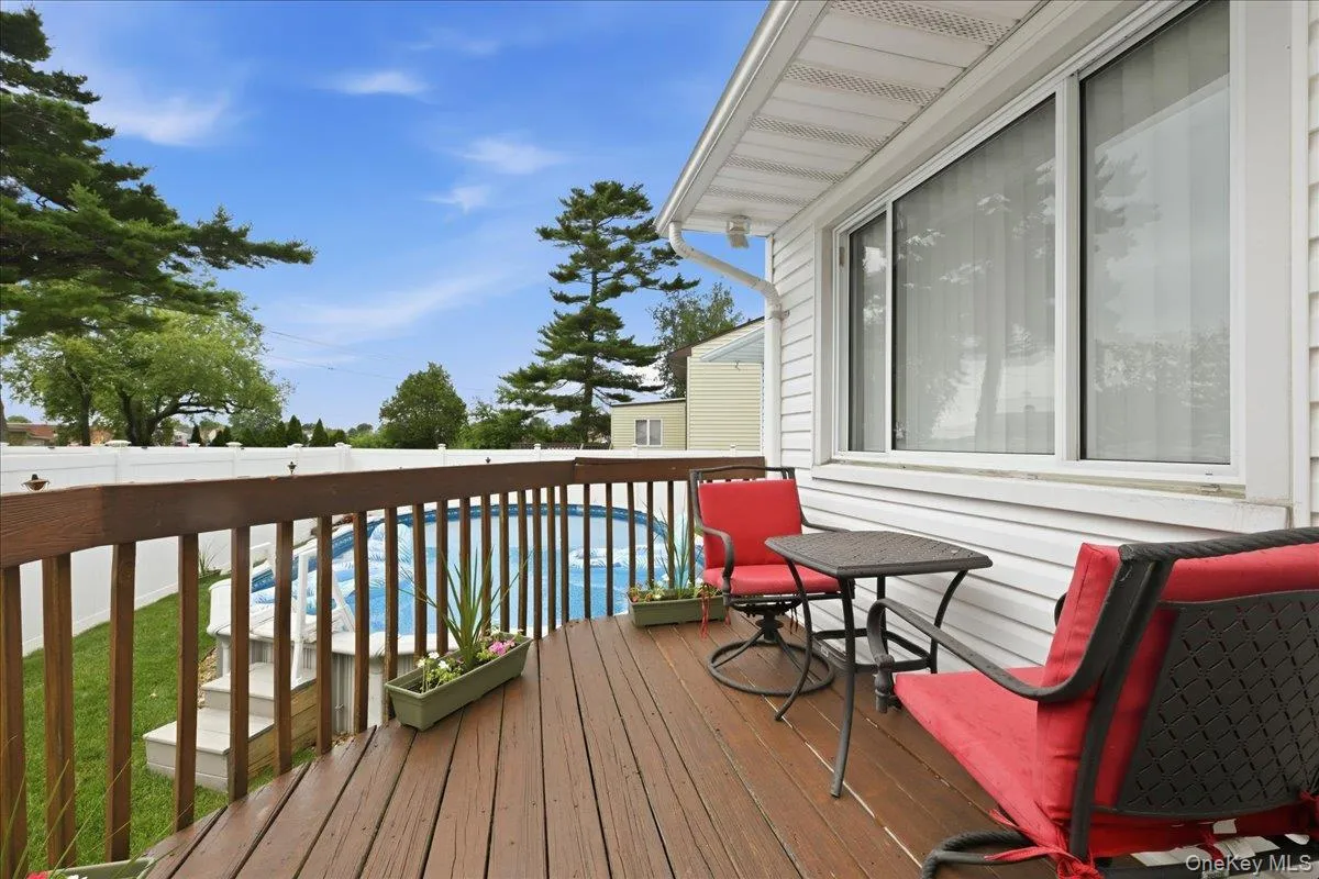 2504 Cadillac Drive, Hempstead, NY, 3 Bedrooms Bedrooms, 8 Rooms Rooms,2 BathroomsBathrooms,Residential,For Rent,Cadillac,0,KEY1015827 2504 Cadillac Drive, Hempstead, NY, 3 Bedrooms Bedrooms, 8 Rooms Rooms,2 BathroomsBathrooms,Residential,For Rent,Cadillac,0,KEY1015827