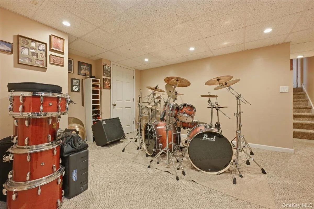 2504 Cadillac Drive, Hempstead, NY, 3 Bedrooms Bedrooms, 8 Rooms Rooms,2 BathroomsBathrooms,Residential,For Rent,Cadillac,0,KEY1015827 2504 Cadillac Drive, Hempstead, NY, 3 Bedrooms Bedrooms, 8 Rooms Rooms,2 BathroomsBathrooms,Residential,For Rent,Cadillac,0,KEY1015827