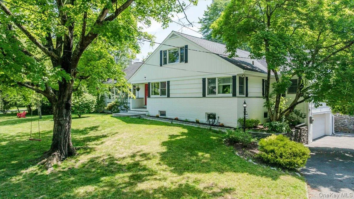 15 Tamarac Trail, Harrison, NY, 4 Bedrooms Bedrooms, 8 Rooms Rooms,3 BathroomsBathrooms,Residential,For Rent,Tamarac,0,1015831 15 Tamarac Trail, Harrison, NY, 4 Bedrooms Bedrooms, 8 Rooms Rooms,3 BathroomsBathrooms,Residential,For Rent,Tamarac,0,1015831