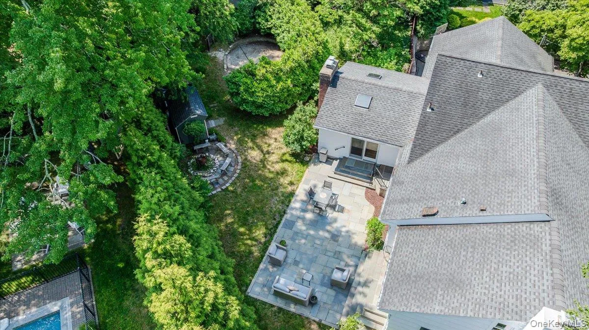 15 Tamarac Trail, Harrison, NY, 4 Bedrooms Bedrooms, 8 Rooms Rooms,3 BathroomsBathrooms,Residential,For Rent,Tamarac,0,1015831 15 Tamarac Trail, Harrison, NY, 4 Bedrooms Bedrooms, 8 Rooms Rooms,3 BathroomsBathrooms,Residential,For Rent,Tamarac,0,1015831