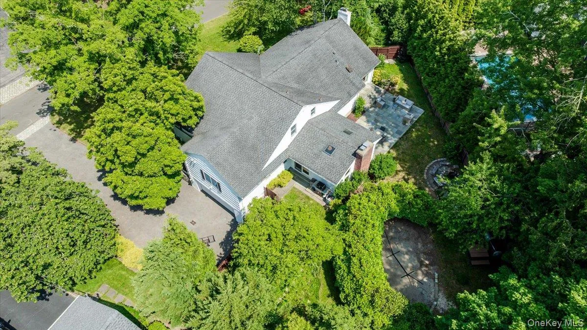 15 Tamarac Trail, Harrison, NY, 4 Bedrooms Bedrooms, 8 Rooms Rooms,3 BathroomsBathrooms,Residential,For Rent,Tamarac,0,1015831 15 Tamarac Trail, Harrison, NY, 4 Bedrooms Bedrooms, 8 Rooms Rooms,3 BathroomsBathrooms,Residential,For Rent,Tamarac,0,1015831