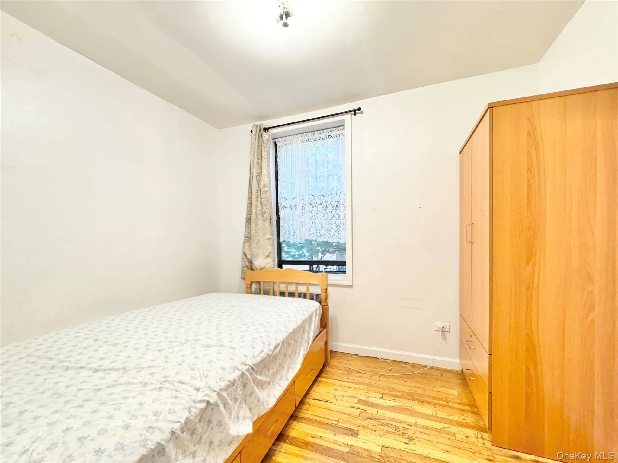 85-14 Broadway, New York, NY, 2 Bedrooms Bedrooms, 5 Rooms Rooms,1 BathroomBathrooms,Residential,For Rent,Broadway,0,1015832 85-14 Broadway, New York, NY, 2 Bedrooms Bedrooms, 5 Rooms Rooms,1 BathroomBathrooms,Residential,For Rent,Broadway,0,1015832