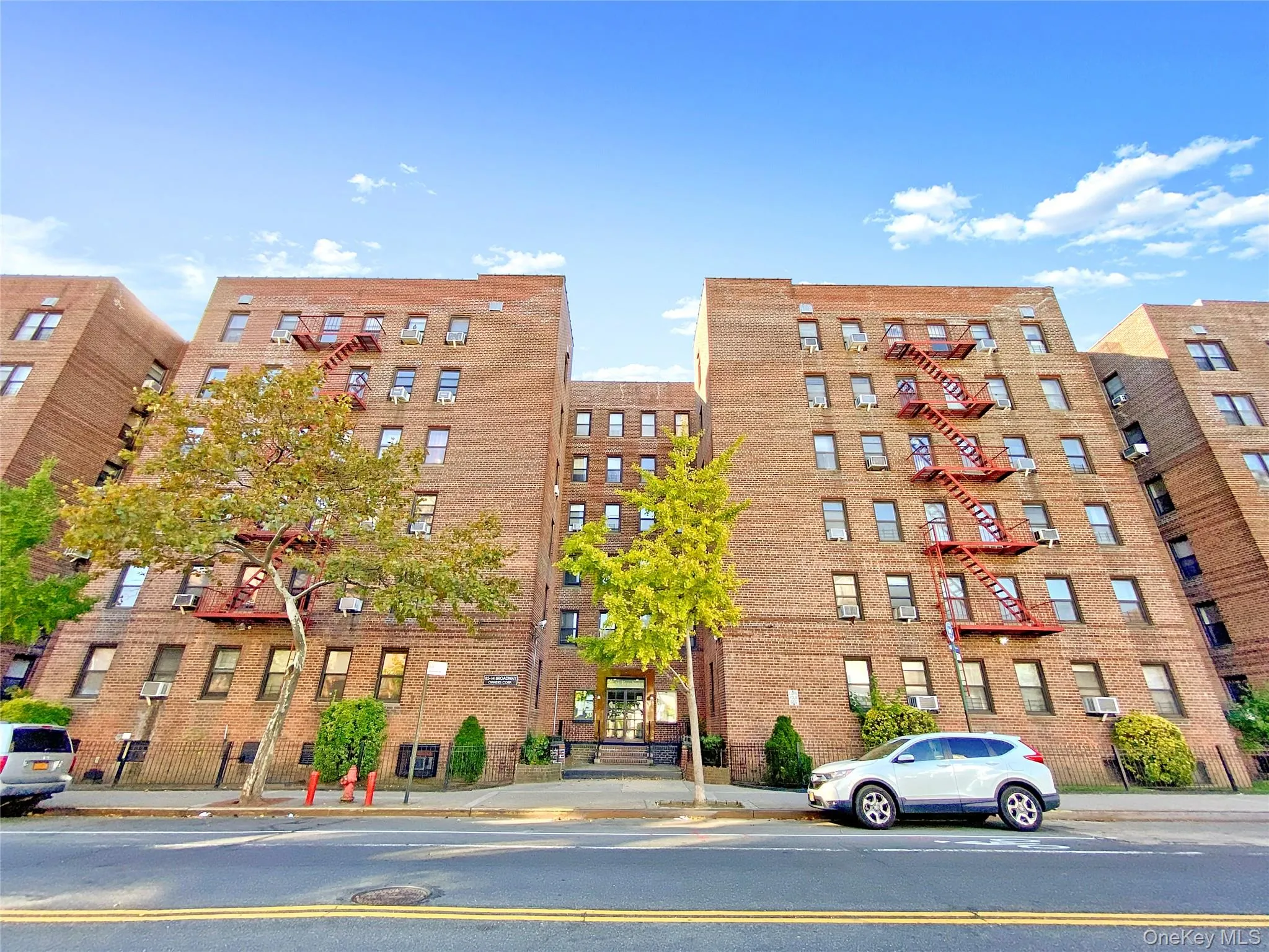 85-14 Broadway, New York, NY, 2 Bedrooms Bedrooms, 5 Rooms Rooms,1 BathroomBathrooms,Residential,For Rent,Broadway,0,1015832 85-14 Broadway, New York, NY, 2 Bedrooms Bedrooms, 5 Rooms Rooms,1 BathroomBathrooms,Residential,For Rent,Broadway,0,1015832