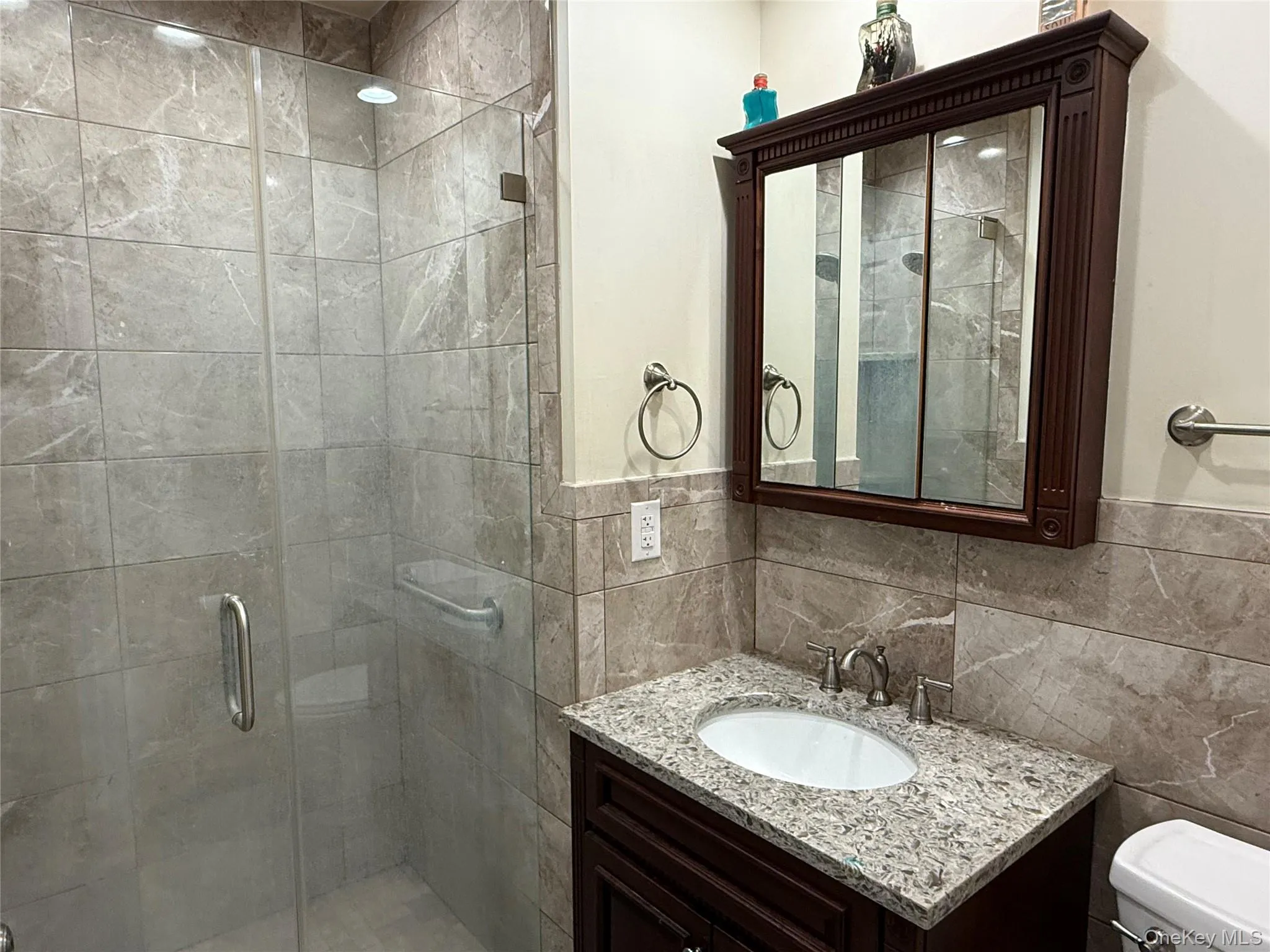 64 Cobbleridge Lane, Brookhaven, NY, 2 Bedrooms Bedrooms, 5 Rooms Rooms,2 BathroomsBathrooms,Residential,For Rent,Cobbleridge,0,1015833 64 Cobbleridge Lane, Brookhaven, NY, 2 Bedrooms Bedrooms, 5 Rooms Rooms,2 BathroomsBathrooms,Residential,For Rent,Cobbleridge,0,1015833