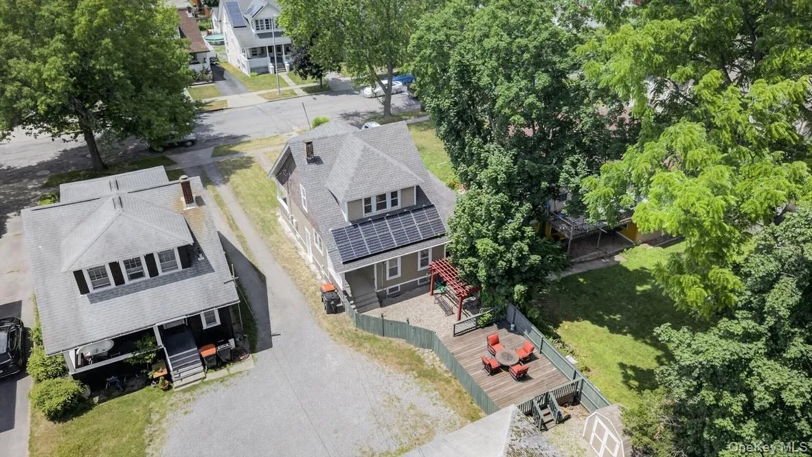 10 Grand Avenue, Poughkeepsie, NY, 2 Bedrooms Bedrooms, 6 Rooms Rooms,1 BathroomBathrooms,Residential,For Rent,Grand,0,1015837 10 Grand Avenue, Poughkeepsie, NY, 2 Bedrooms Bedrooms, 6 Rooms Rooms,1 BathroomBathrooms,Residential,For Rent,Grand,0,1015837