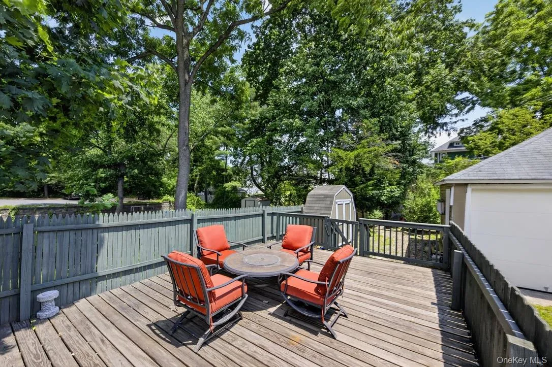 10 Grand Avenue, Poughkeepsie, NY, 2 Bedrooms Bedrooms, 6 Rooms Rooms,1 BathroomBathrooms,Residential,For Rent,Grand,0,1015837 10 Grand Avenue, Poughkeepsie, NY, 2 Bedrooms Bedrooms, 6 Rooms Rooms,1 BathroomBathrooms,Residential,For Rent,Grand,0,1015837