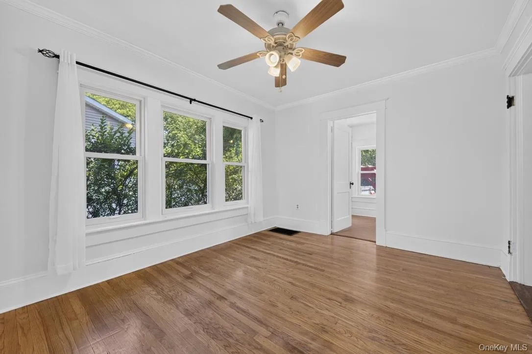 10 Grand Avenue, Poughkeepsie, NY, 2 Bedrooms Bedrooms, 6 Rooms Rooms,1 BathroomBathrooms,Residential,For Rent,Grand,0,1015837 10 Grand Avenue, Poughkeepsie, NY, 2 Bedrooms Bedrooms, 6 Rooms Rooms,1 BathroomBathrooms,Residential,For Rent,Grand,0,1015837
