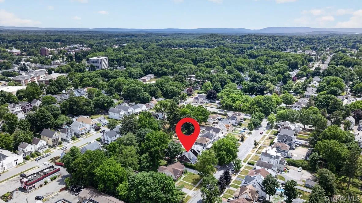 10 Grand Avenue, Poughkeepsie, NY, 2 Bedrooms Bedrooms, 6 Rooms Rooms,1 BathroomBathrooms,Residential,For Rent,Grand,0,1015837 10 Grand Avenue, Poughkeepsie, NY, 2 Bedrooms Bedrooms, 6 Rooms Rooms,1 BathroomBathrooms,Residential,For Rent,Grand,0,1015837