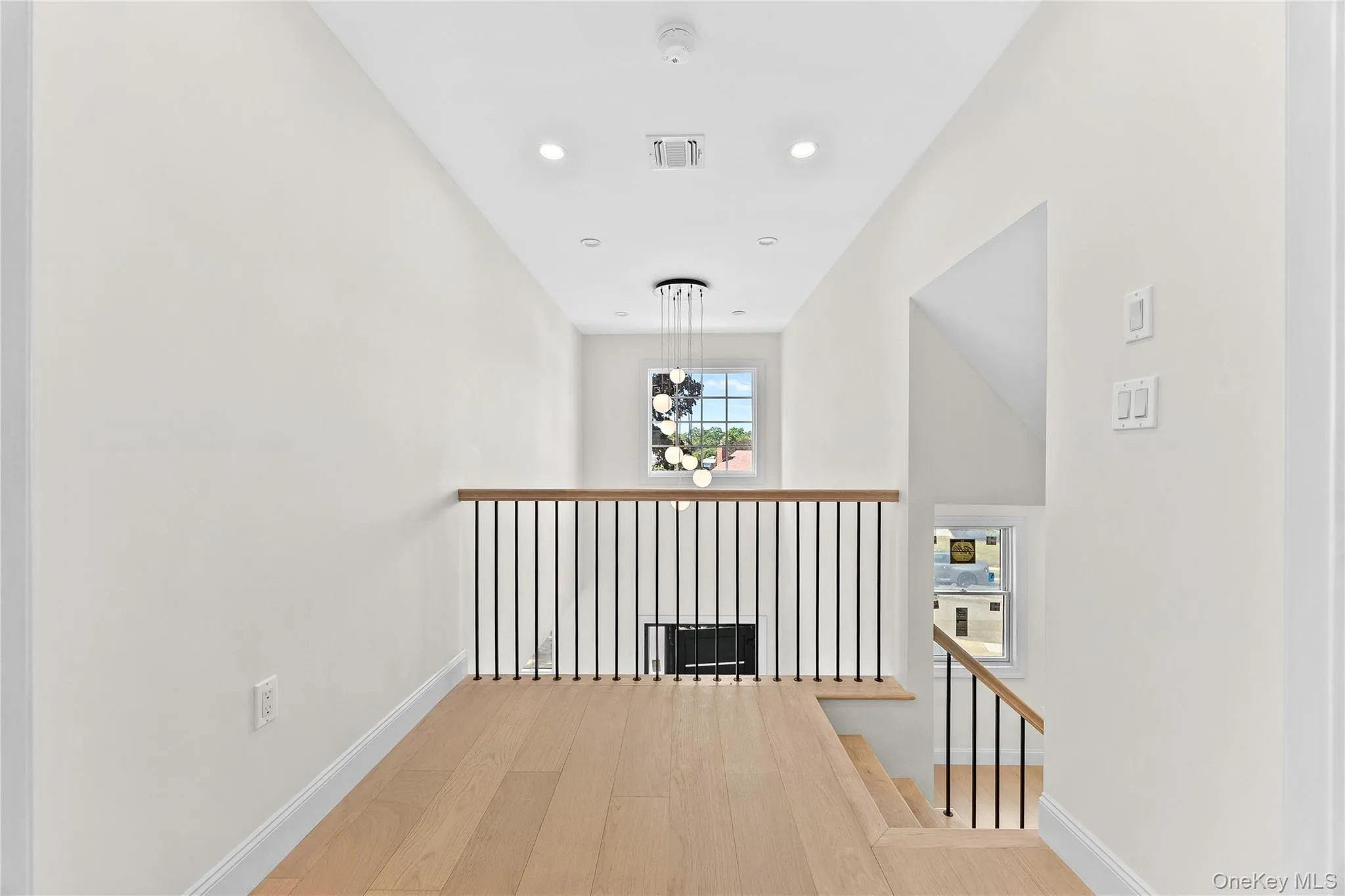 2 Circle Drive, Oyster Bay, NY, 4 Bedrooms Bedrooms, 14 Rooms Rooms,5 BathroomsBathrooms,Residential,For Rent,Circle,0,1015840 2 Circle Drive, Oyster Bay, NY, 4 Bedrooms Bedrooms, 14 Rooms Rooms,5 BathroomsBathrooms,Residential,For Rent,Circle,0,1015840