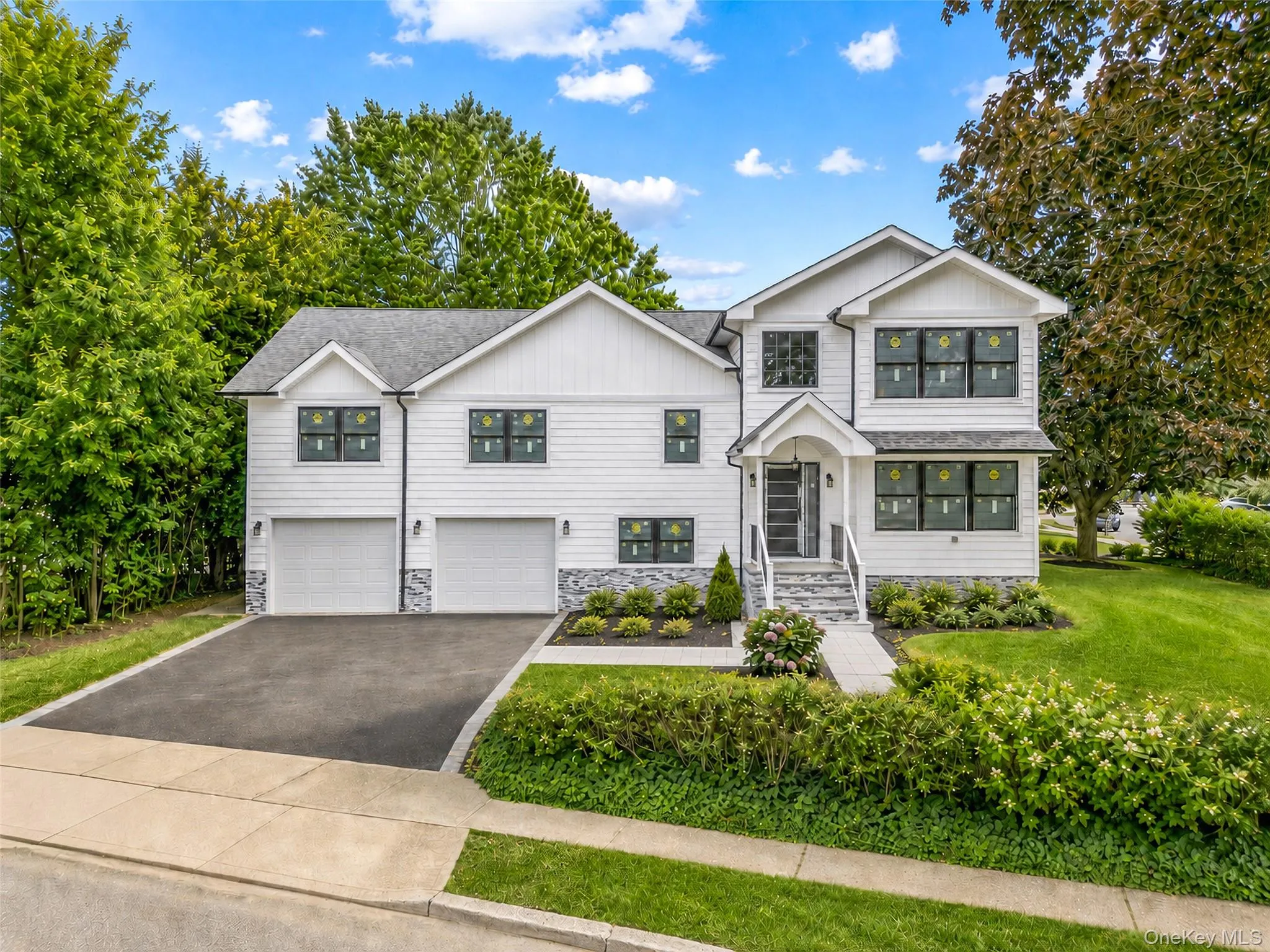 2 Circle Drive, Oyster Bay, NY, 4 Bedrooms Bedrooms, 14 Rooms Rooms,5 BathroomsBathrooms,Residential,For Rent,Circle,0,1015840 2 Circle Drive, Oyster Bay, NY, 4 Bedrooms Bedrooms, 14 Rooms Rooms,5 BathroomsBathrooms,Residential,For Rent,Circle,0,1015840