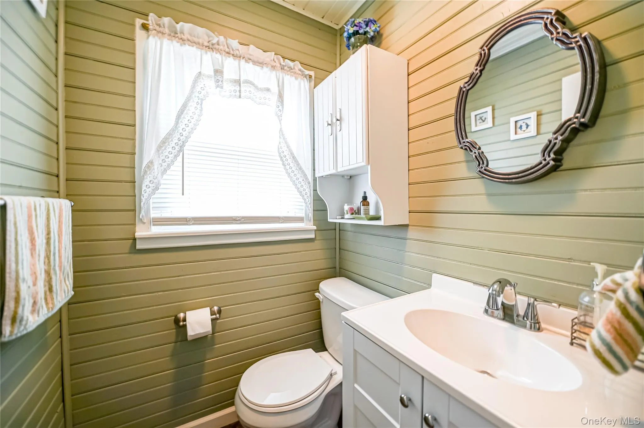 64 Audubon Street, Smithtown, NY, 3 Bedrooms Bedrooms, 8 Rooms Rooms,1 BathroomBathrooms,Residential,For Rent,Audubon,0,1015846 64 Audubon Street, Smithtown, NY, 3 Bedrooms Bedrooms, 8 Rooms Rooms,1 BathroomBathrooms,Residential,For Rent,Audubon,0,1015846