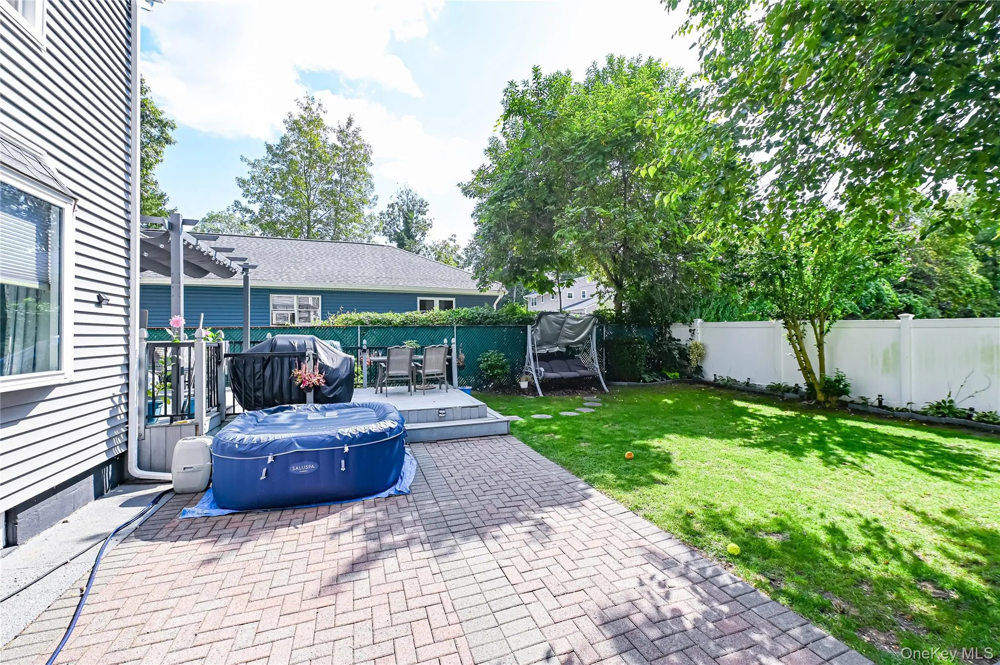 64 Audubon Street, Smithtown, NY, 3 Bedrooms Bedrooms, 8 Rooms Rooms,1 BathroomBathrooms,Residential,For Rent,Audubon,0,1015846 64 Audubon Street, Smithtown, NY, 3 Bedrooms Bedrooms, 8 Rooms Rooms,1 BathroomBathrooms,Residential,For Rent,Audubon,0,1015846